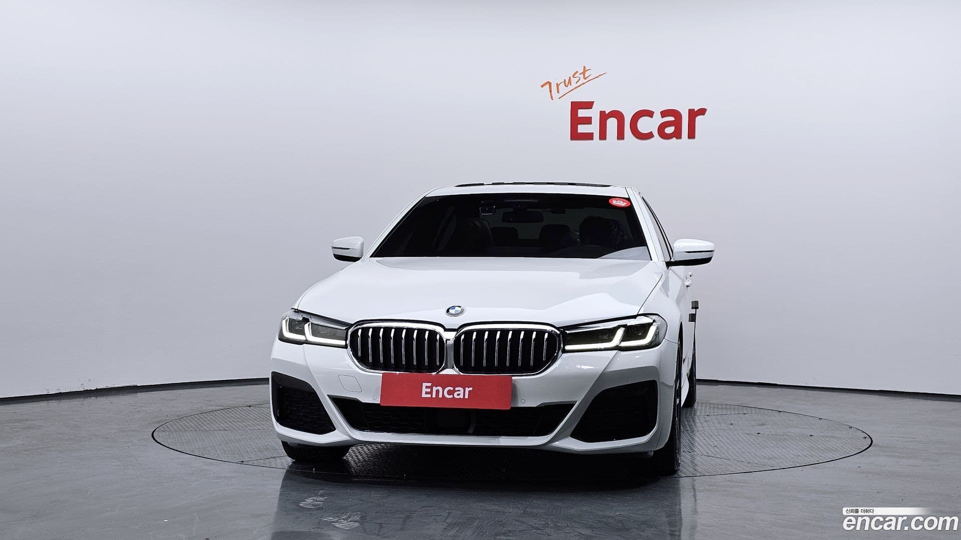 Main__Slider__Photo:5-Series BMW 2020.10-2