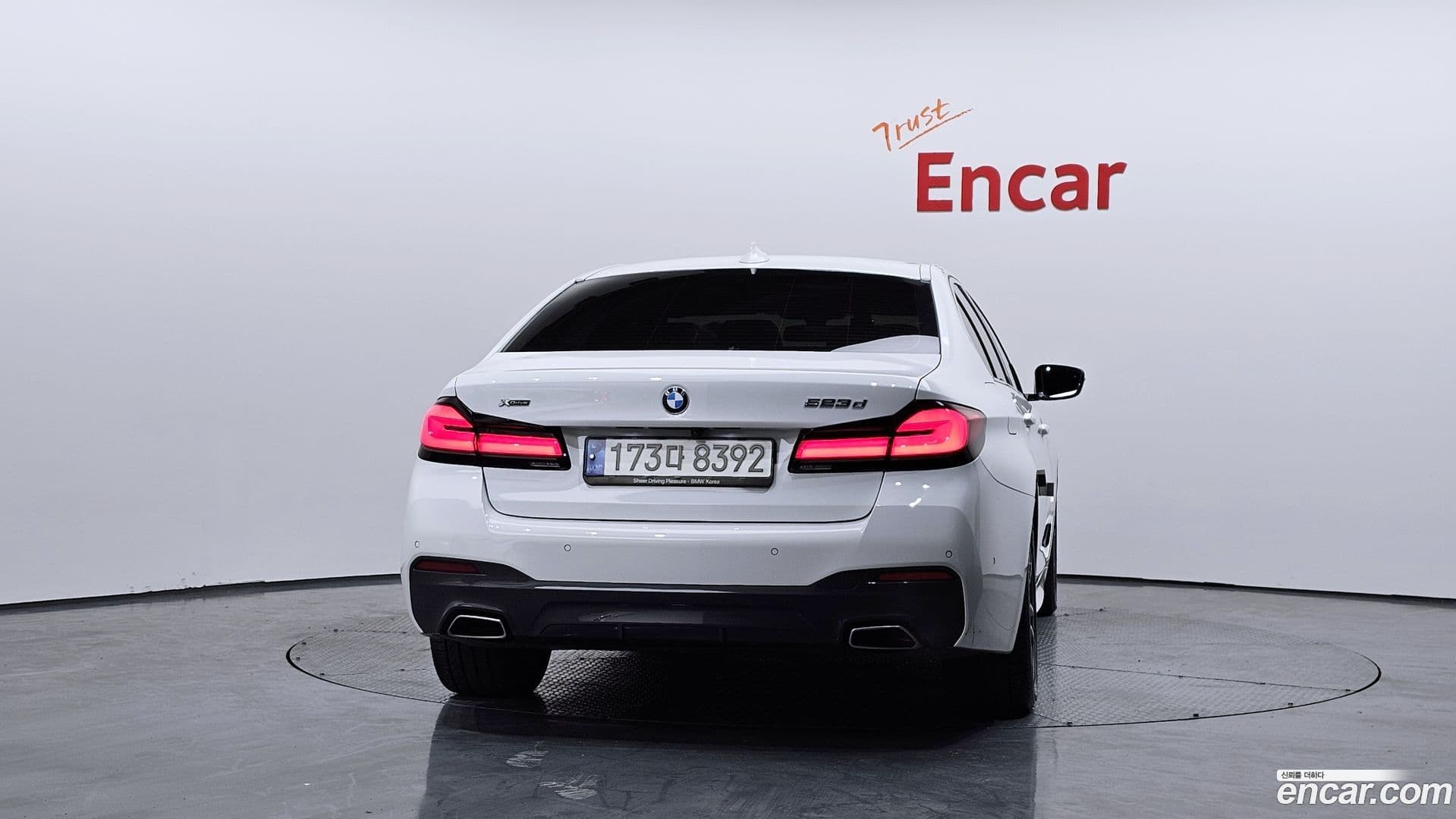 Main__Slider__Photo:5-Series BMW 2020.10-3