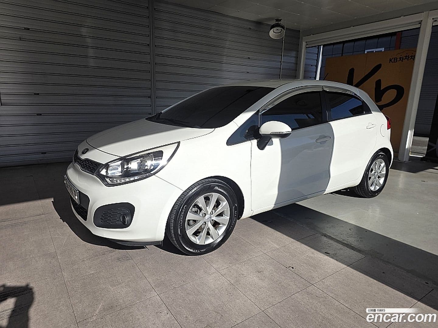 Main__Slider__Photo:pride Kia 2014.8-0