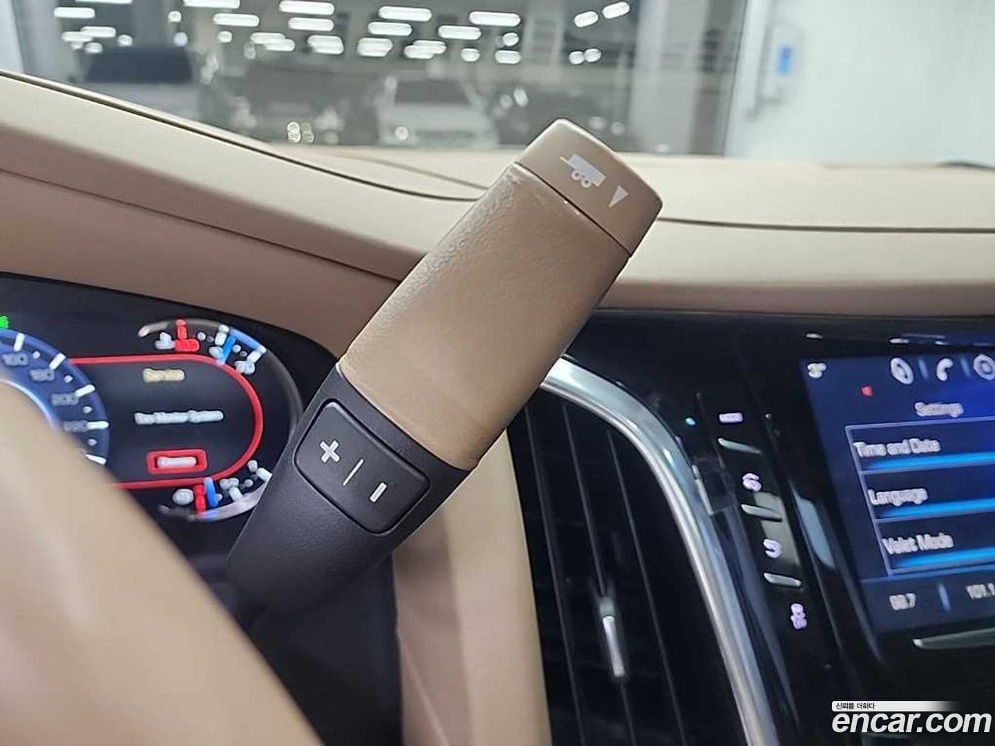 Main__Slider__Photo:Escalade Cadillac 2018.11-7