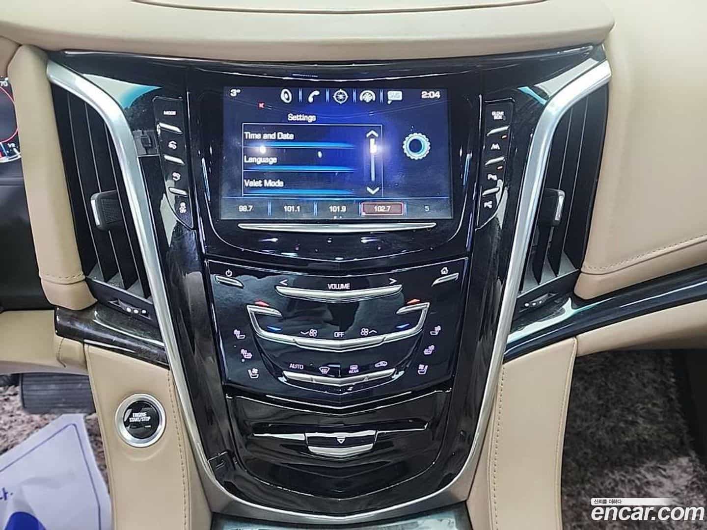 Escalade Cadillac 2018.11-INNER-010