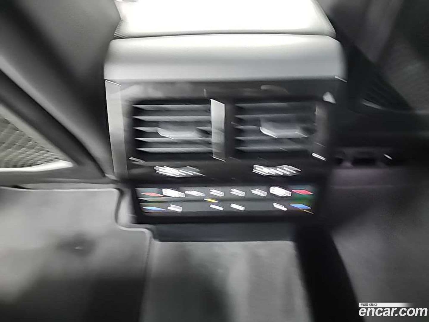 Main__Slider__Photo:Touareg Volkswagen 2020.2-12