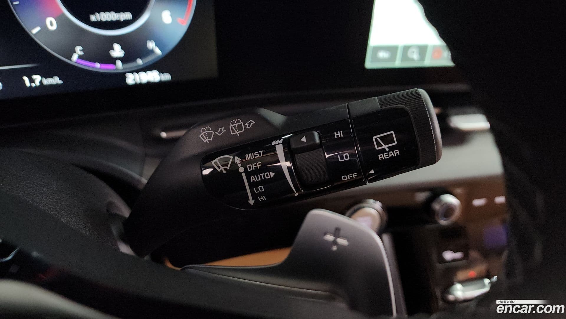 Main__Slider__Photo:Canival Kia 2023.2-13