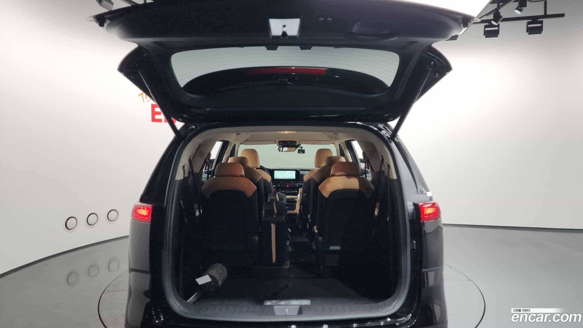 Canival Kia 2023.2-OPTION-024