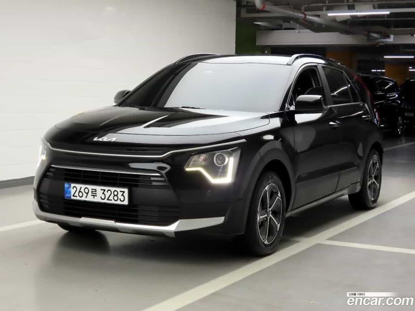 Niro Kia 2023.9-OUTER-001