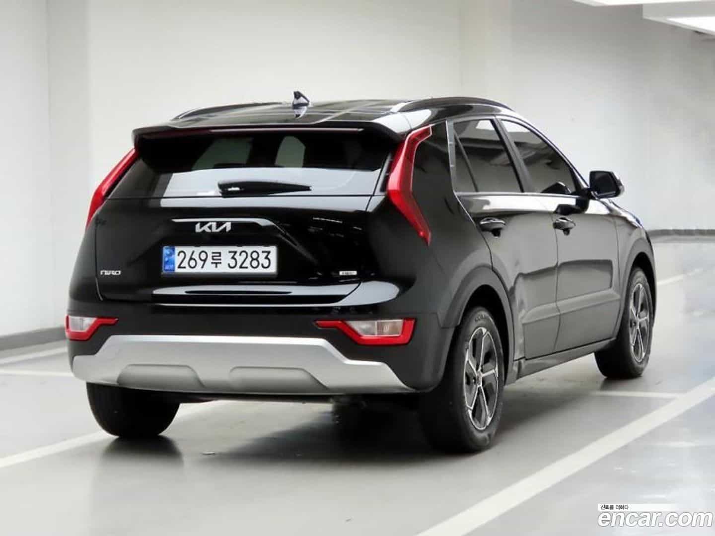 Niro Kia 2023.9-OUTER-004