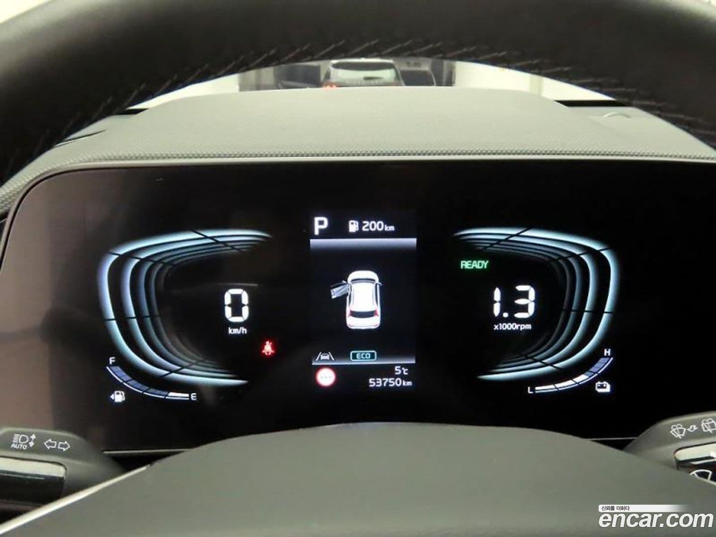 Main__Slider__Photo:Niro Kia 2023.9-4