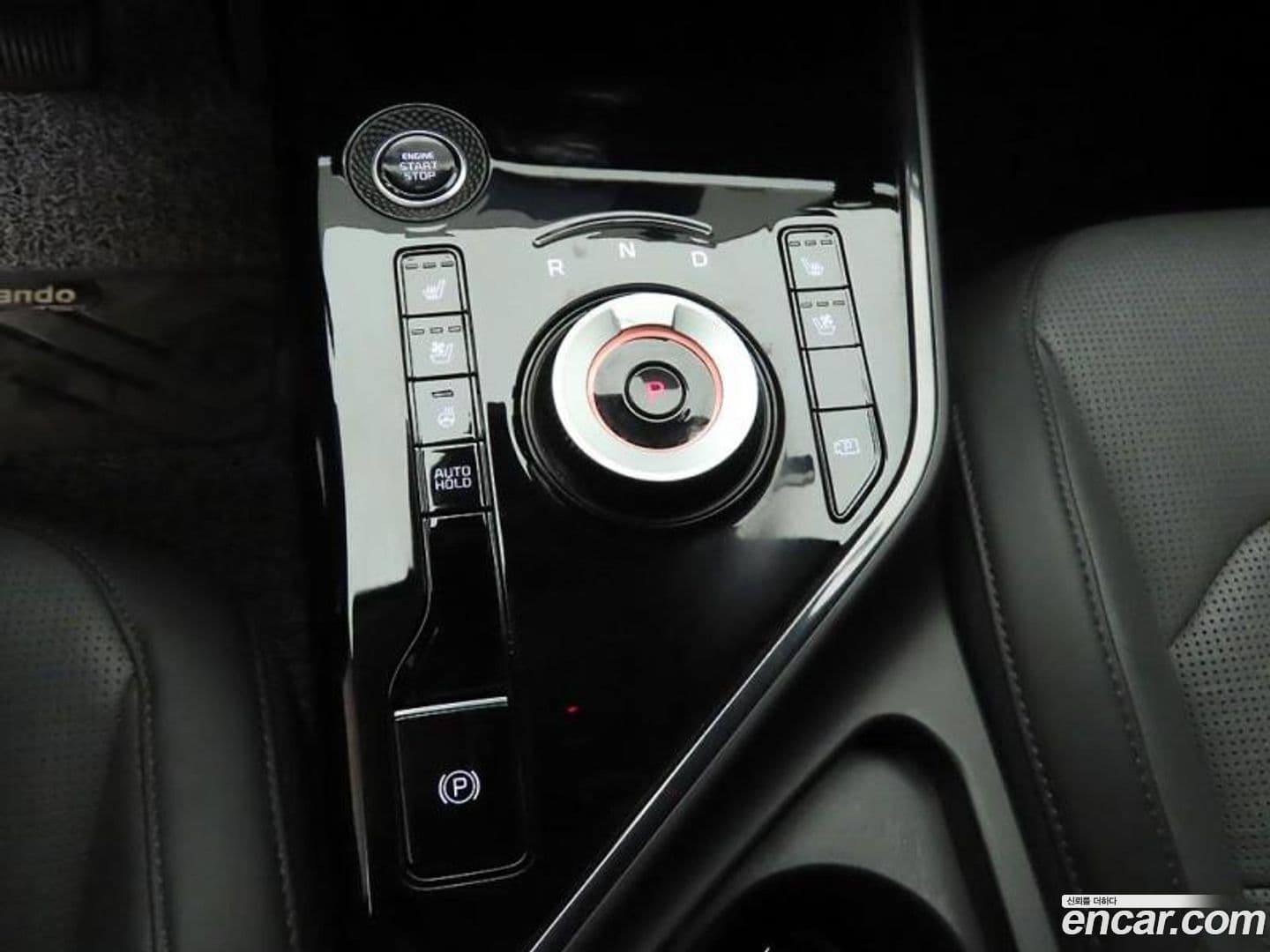 Main__Slider__Photo:Niro Kia 2023.9-9