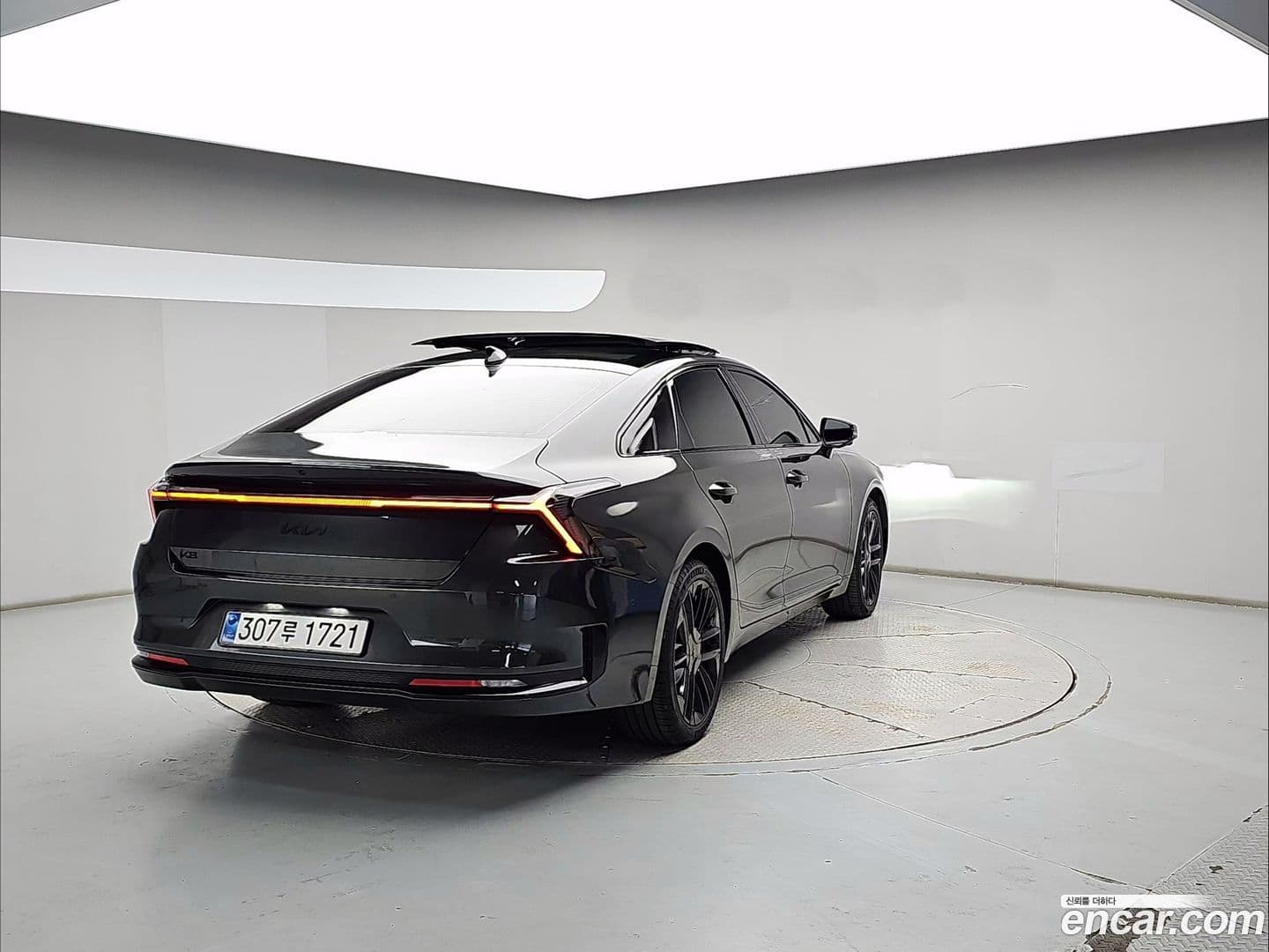 Main__Slider__Photo:K8 Kia 2025.5-1