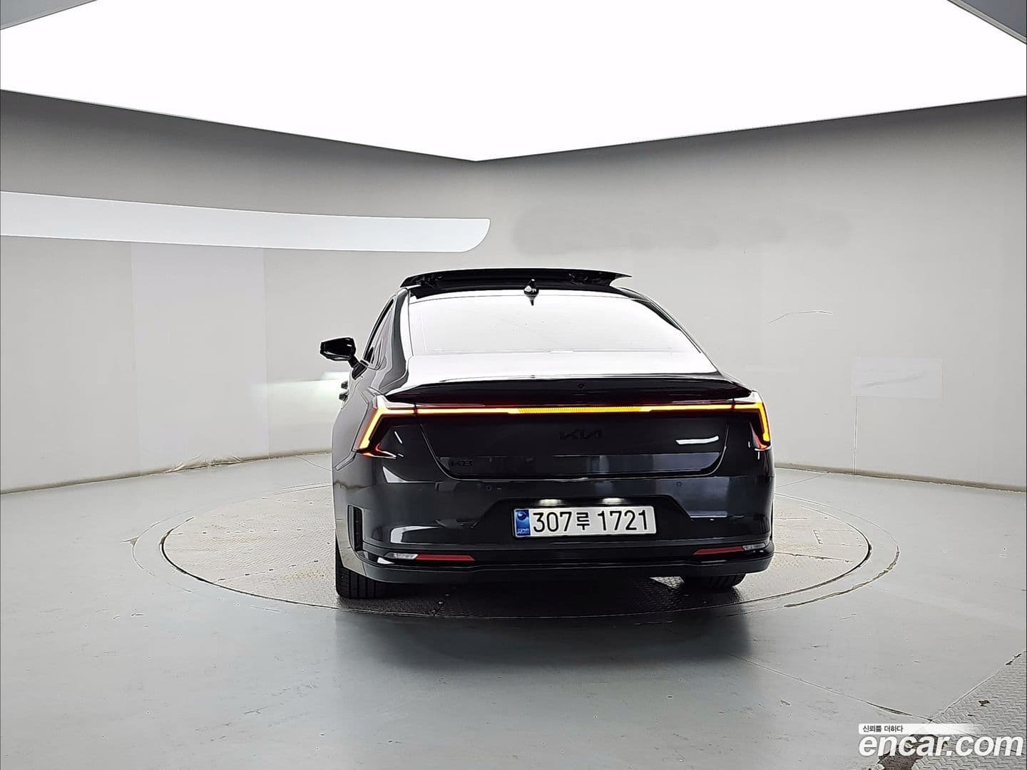 Main__Slider__Photo:K8 Kia 2025.5-3