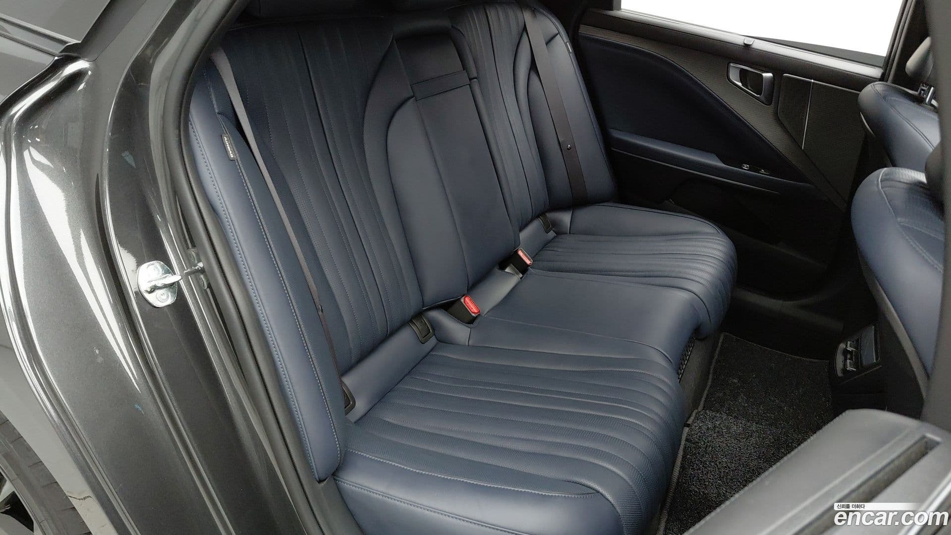 Main__Slider__Photo:K8 Kia 2025.5-15