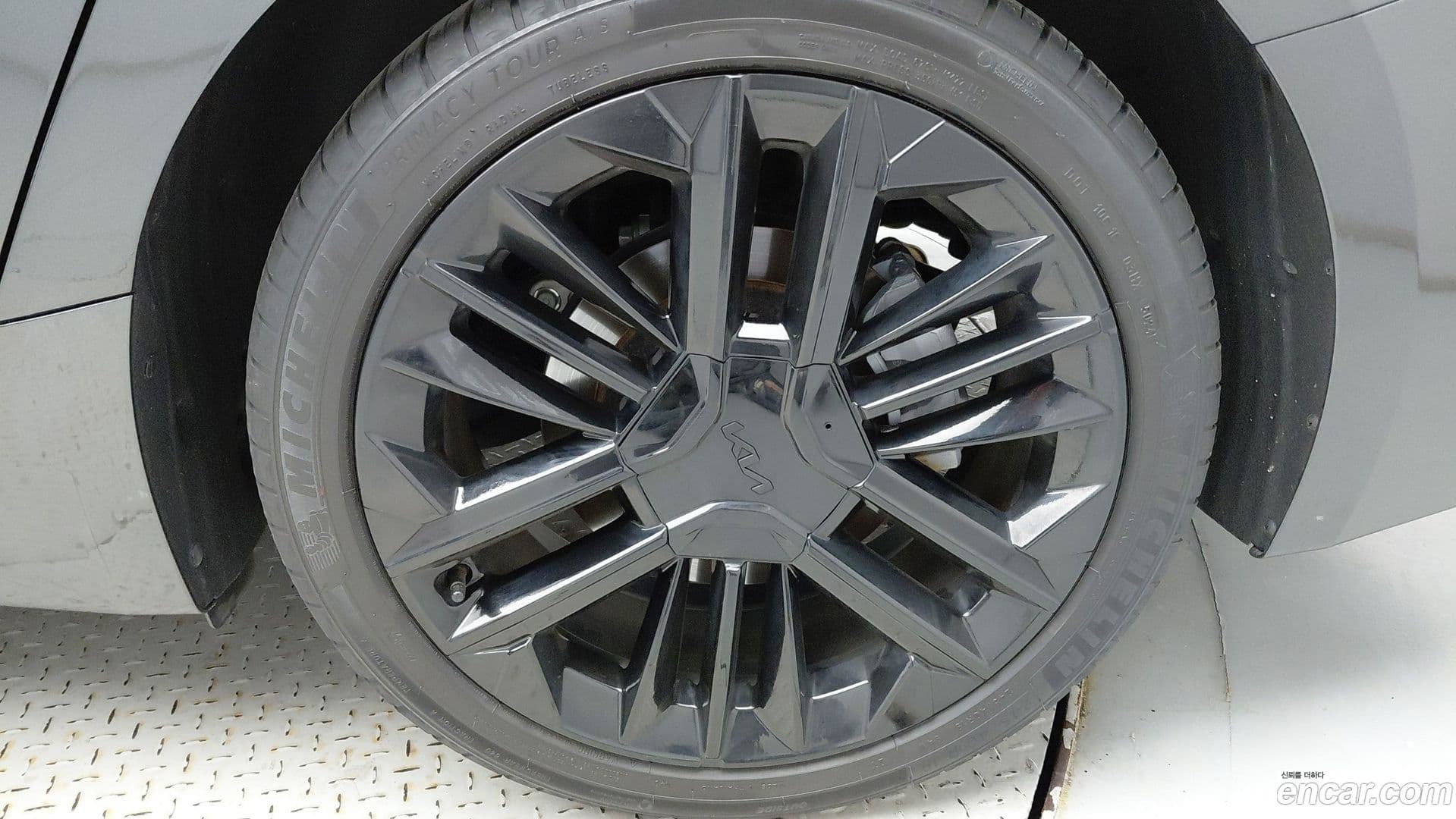 Main__Slider__Photo:K8 Kia 2025.5-17