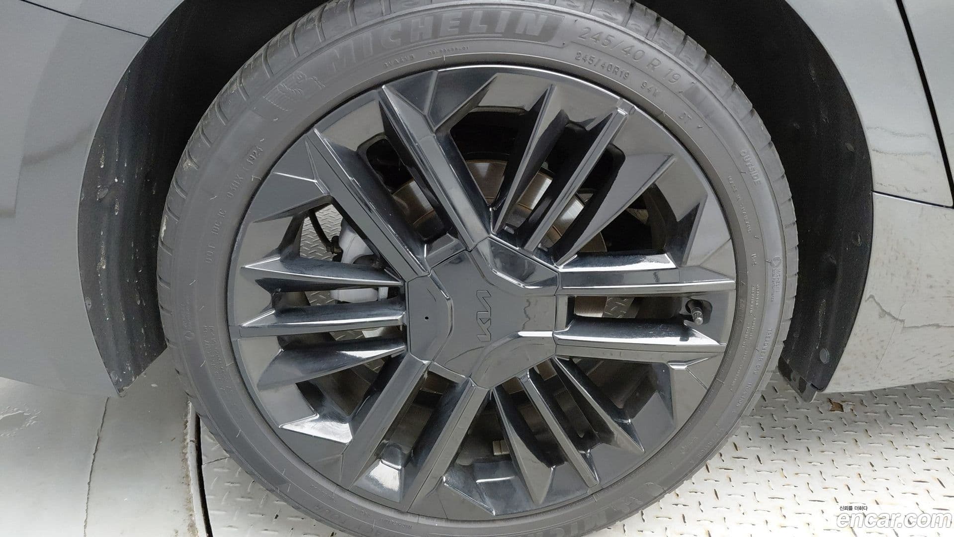 Main__Slider__Photo:K8 Kia 2025.5-18