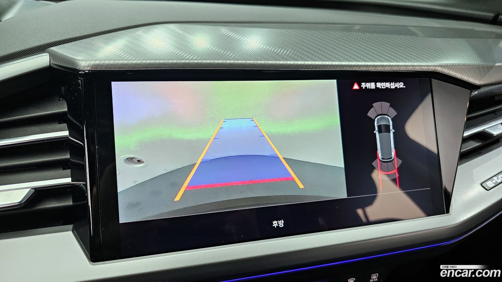 Main__Slider__Photo:Q4 e-tron Audi 2022.8-15