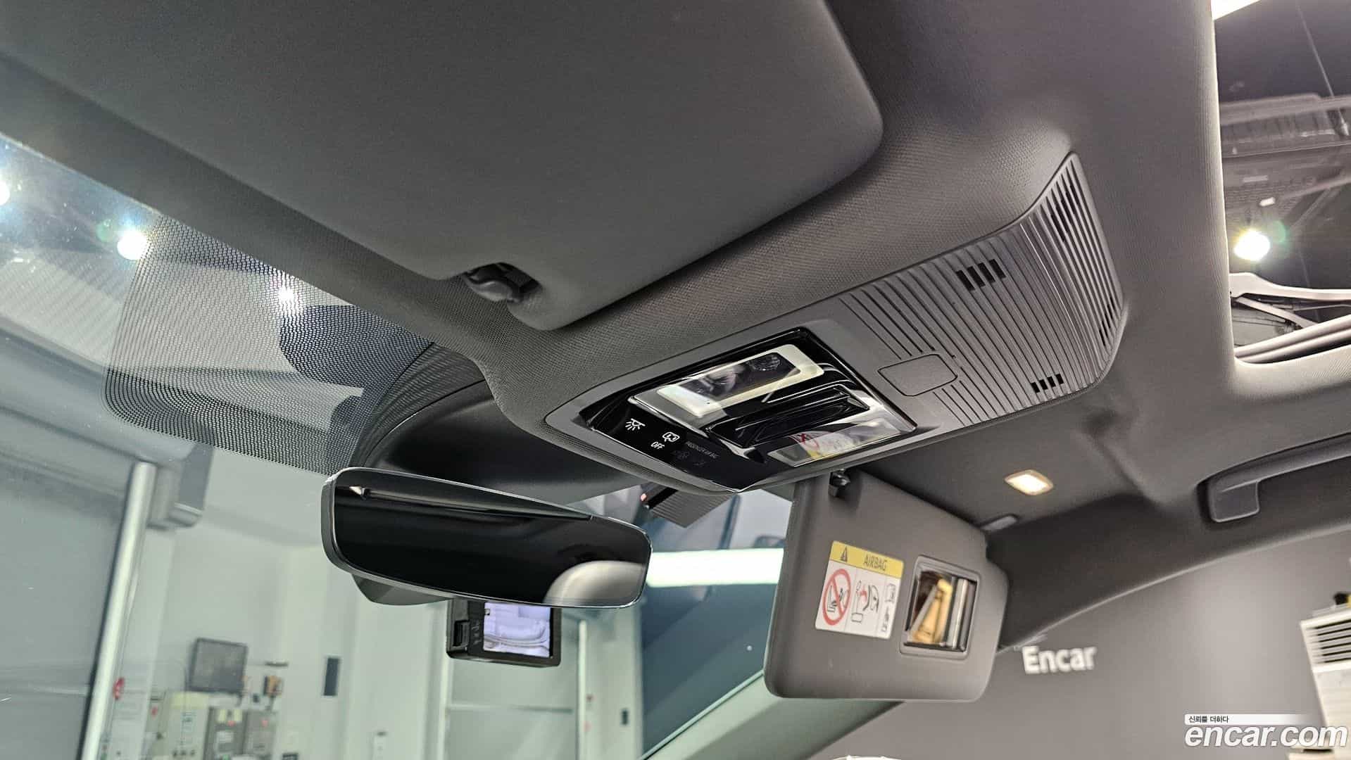 Q4 e-tron Audi 2022.8-OPTION-021