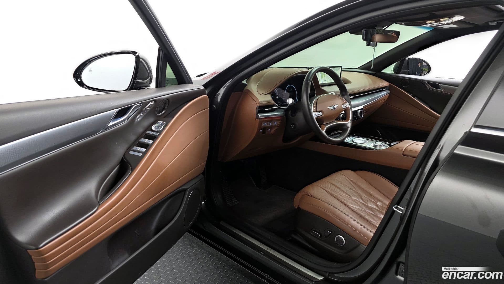 Main__Slider__Photo:G80 Genesis 2021.11-9