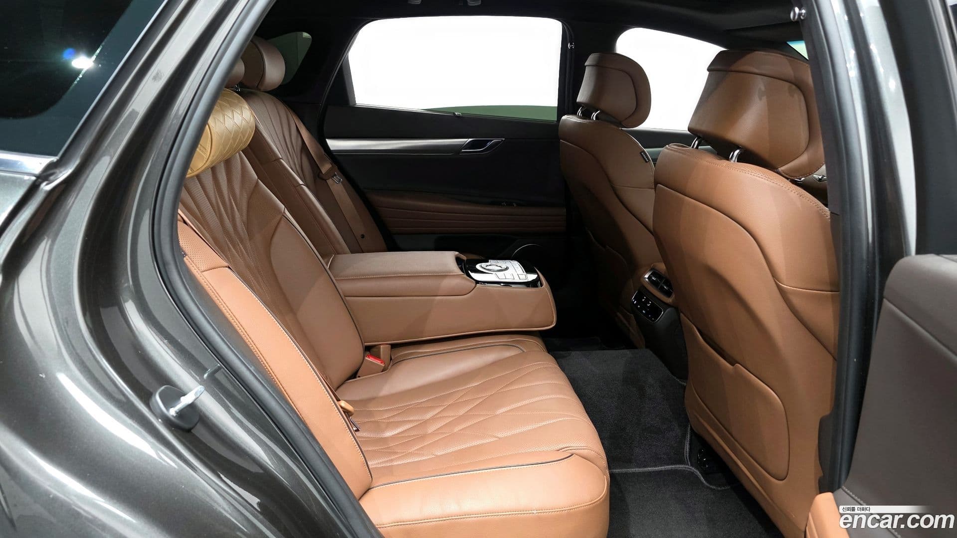 Main__Slider__Photo:G80 Genesis 2021.11-11