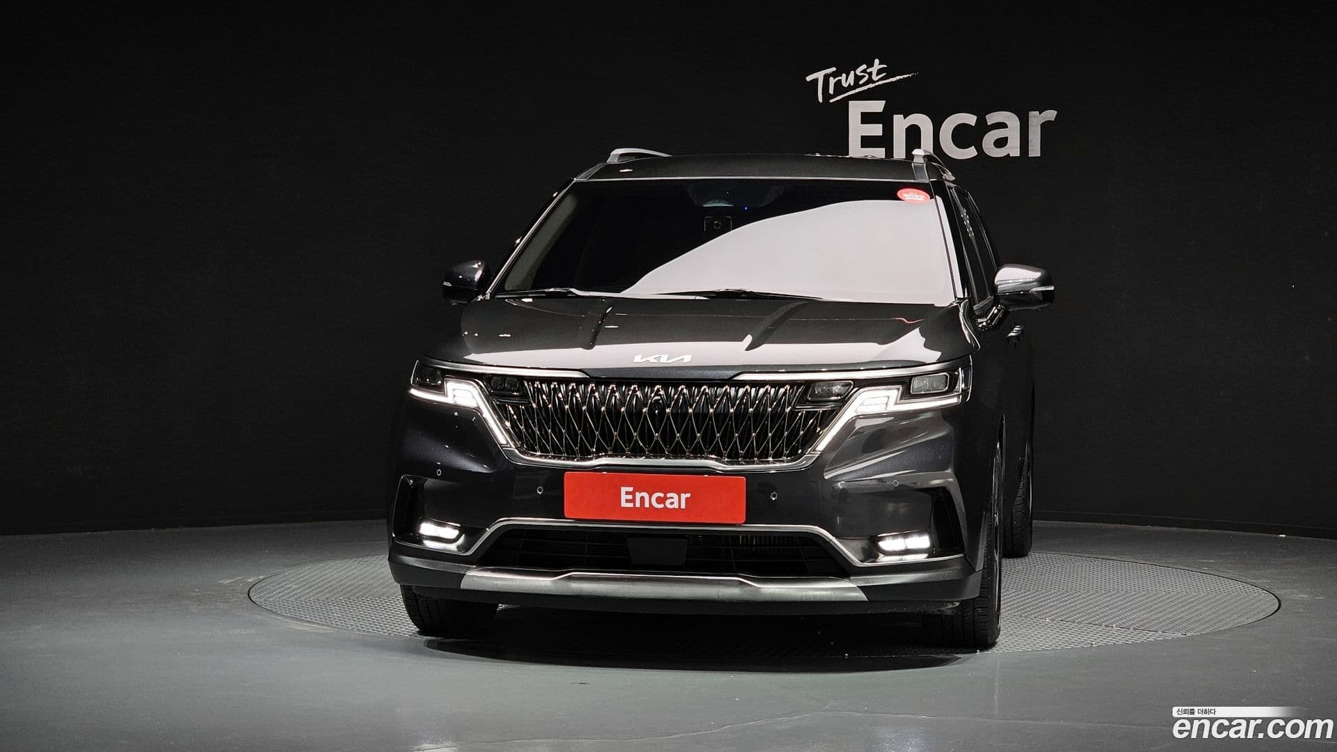 Main__Slider__Photo:Canival Kia 2023.4-2