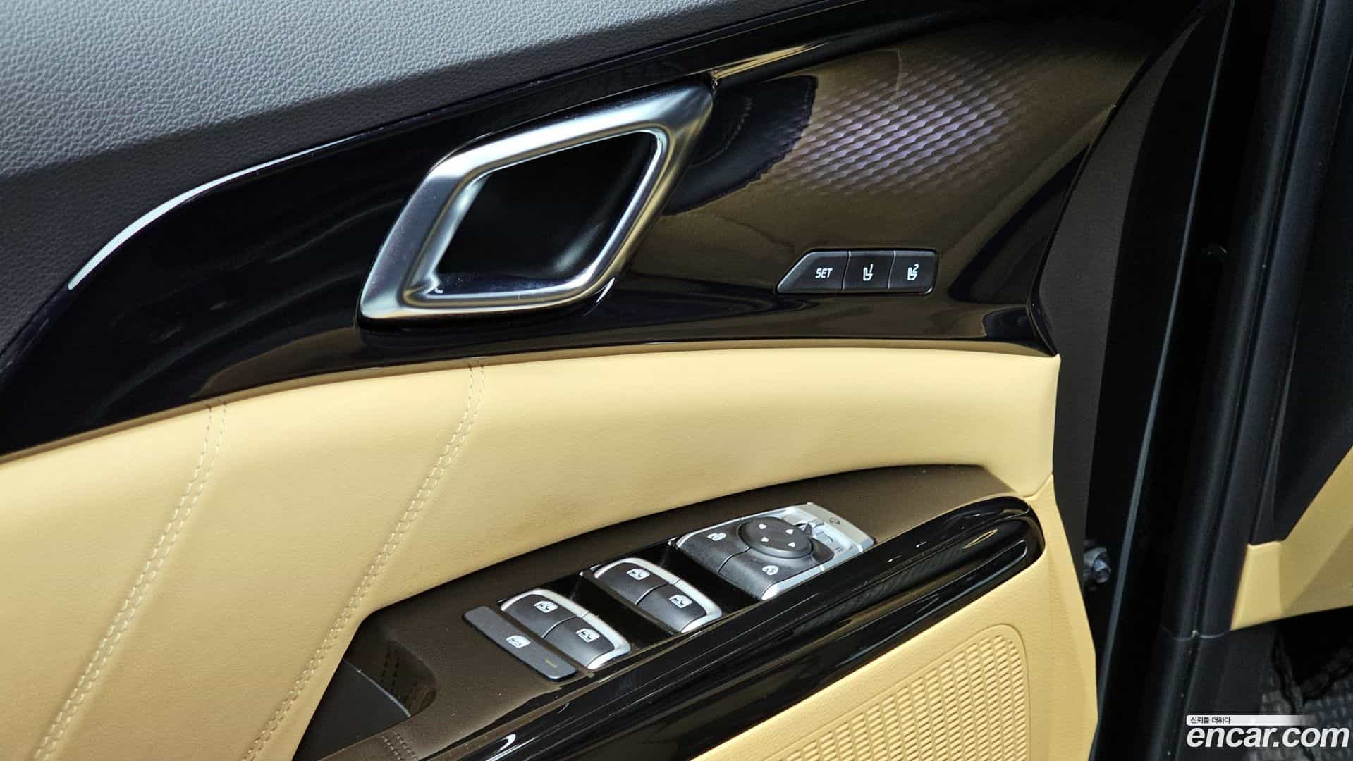 Canival Kia 2023.4-OPTION-021