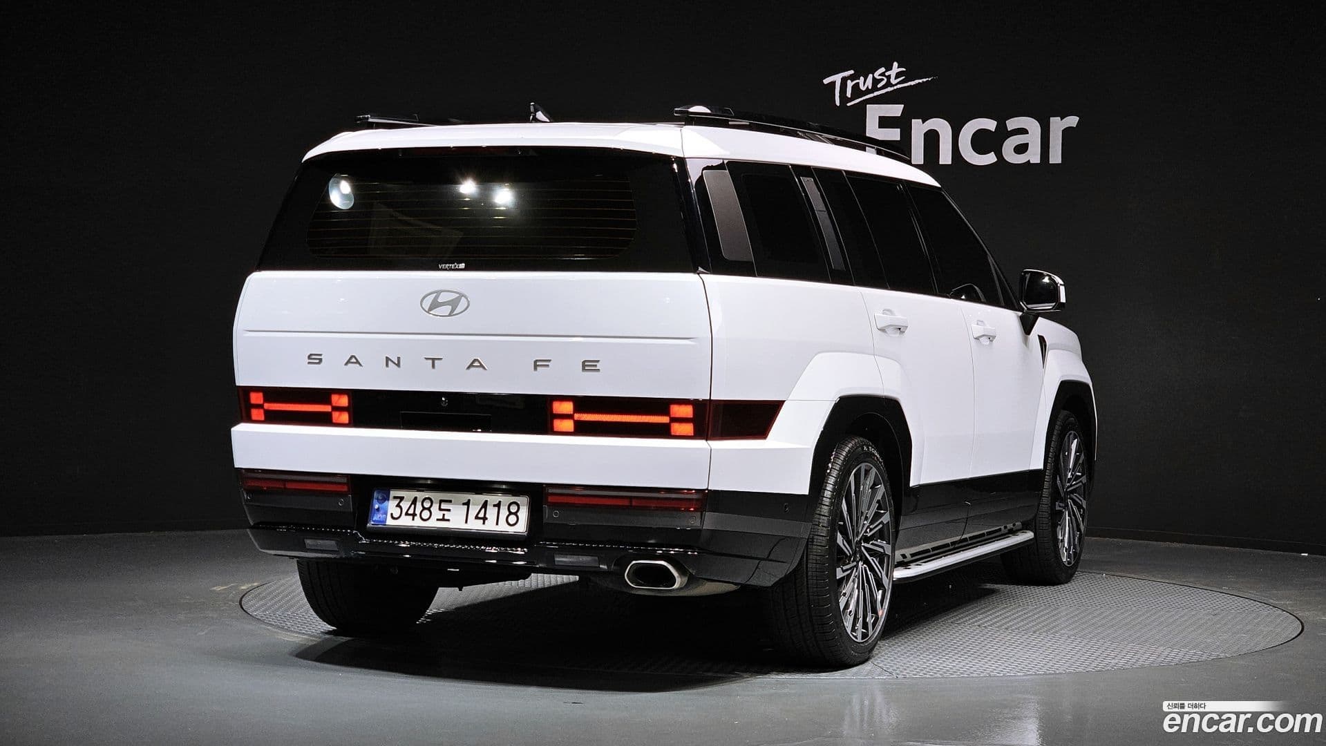 Main__Slider__Photo:Santafe Hyundai 2024.0-1