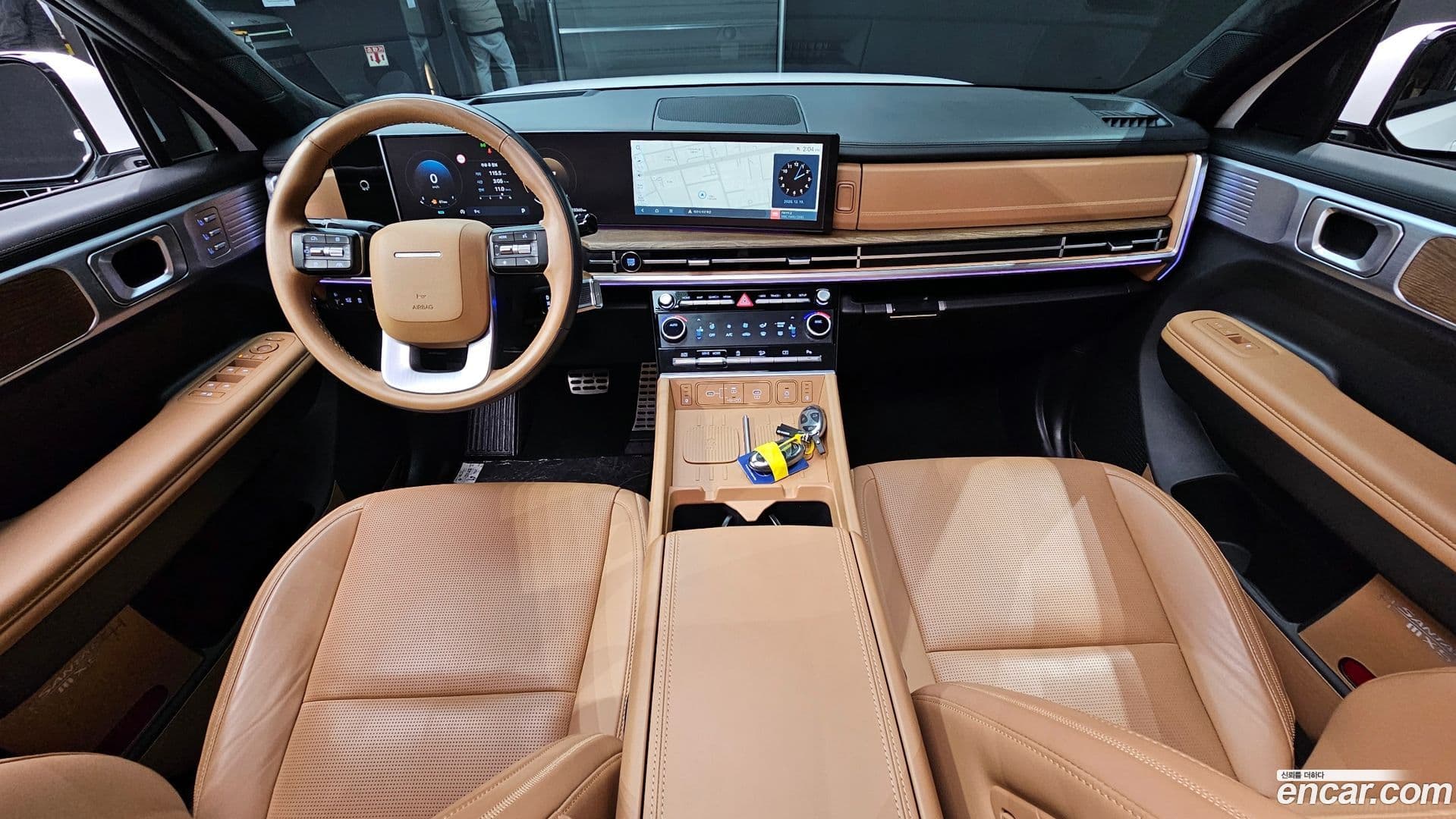 Main__Slider__Photo:Santafe Hyundai 2024.0-6