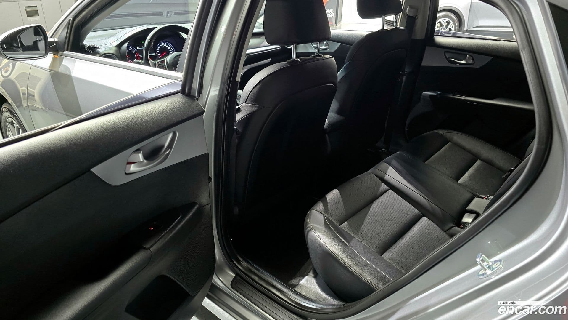 Main__Slider__Photo:K3 Kia 2022.5-10