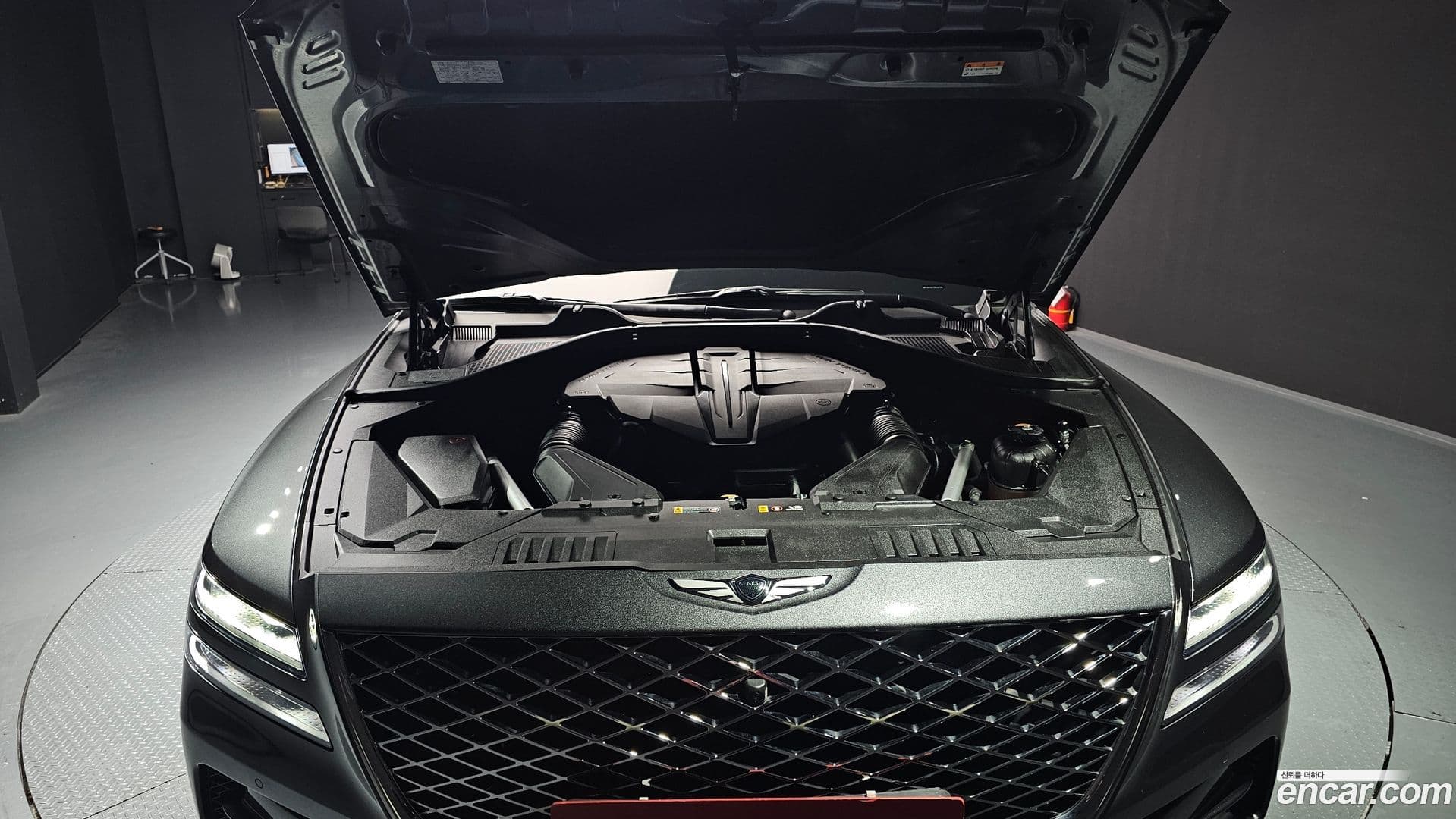 Main__Slider__Photo:GV80 Genesis 2022.9-5