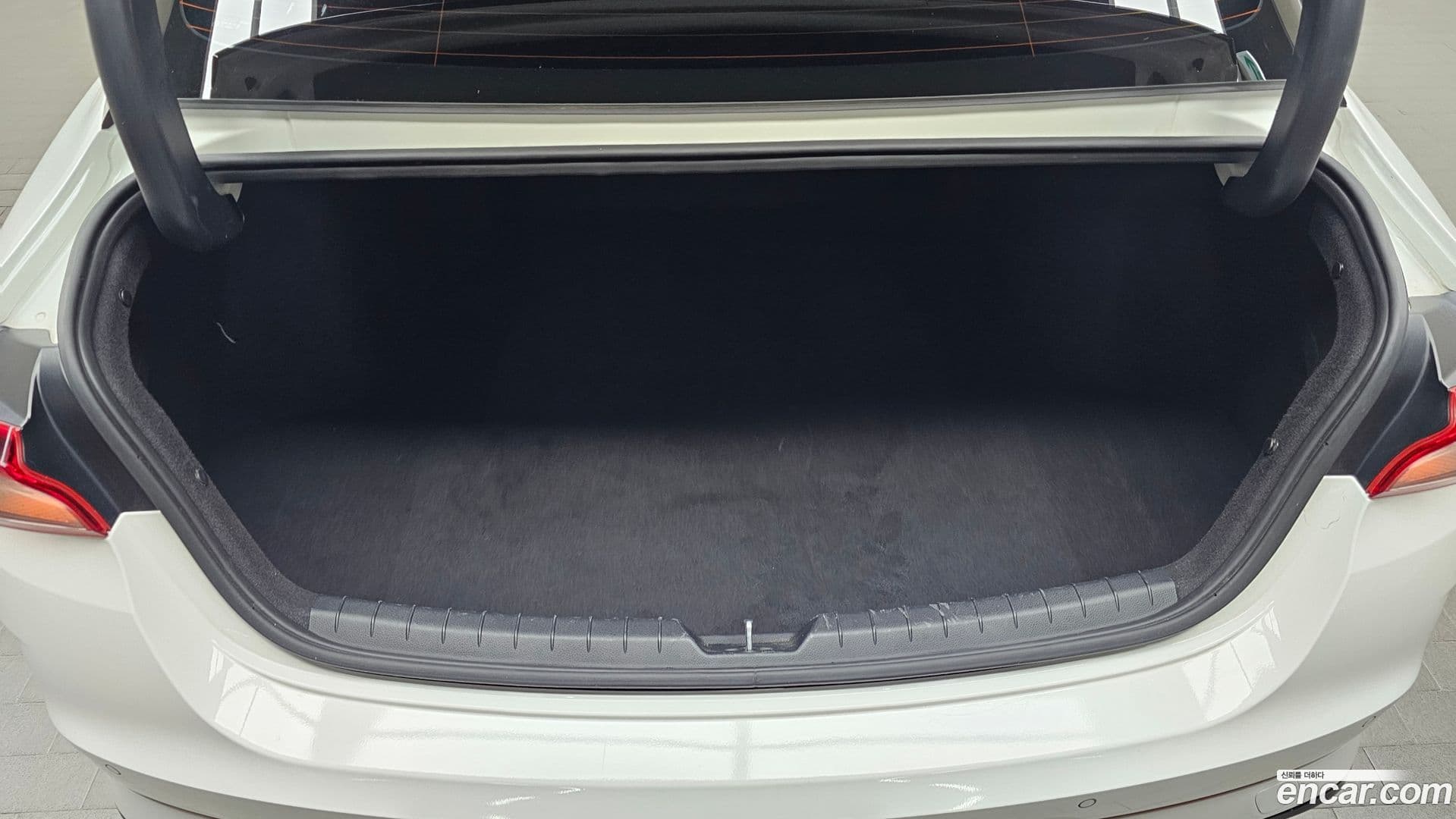 Main__Slider__Photo:K5 Kia 2022.3-19