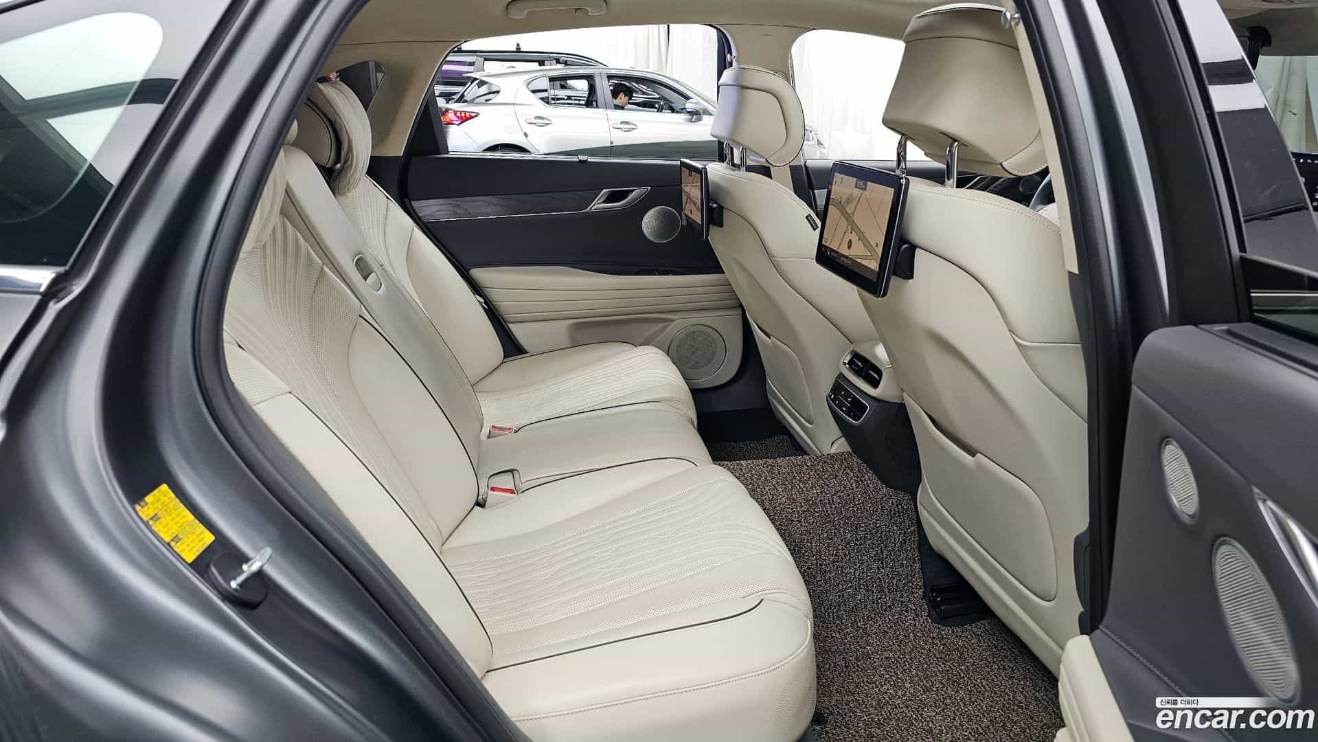 G80 Genesis 2020.2-INNER-010