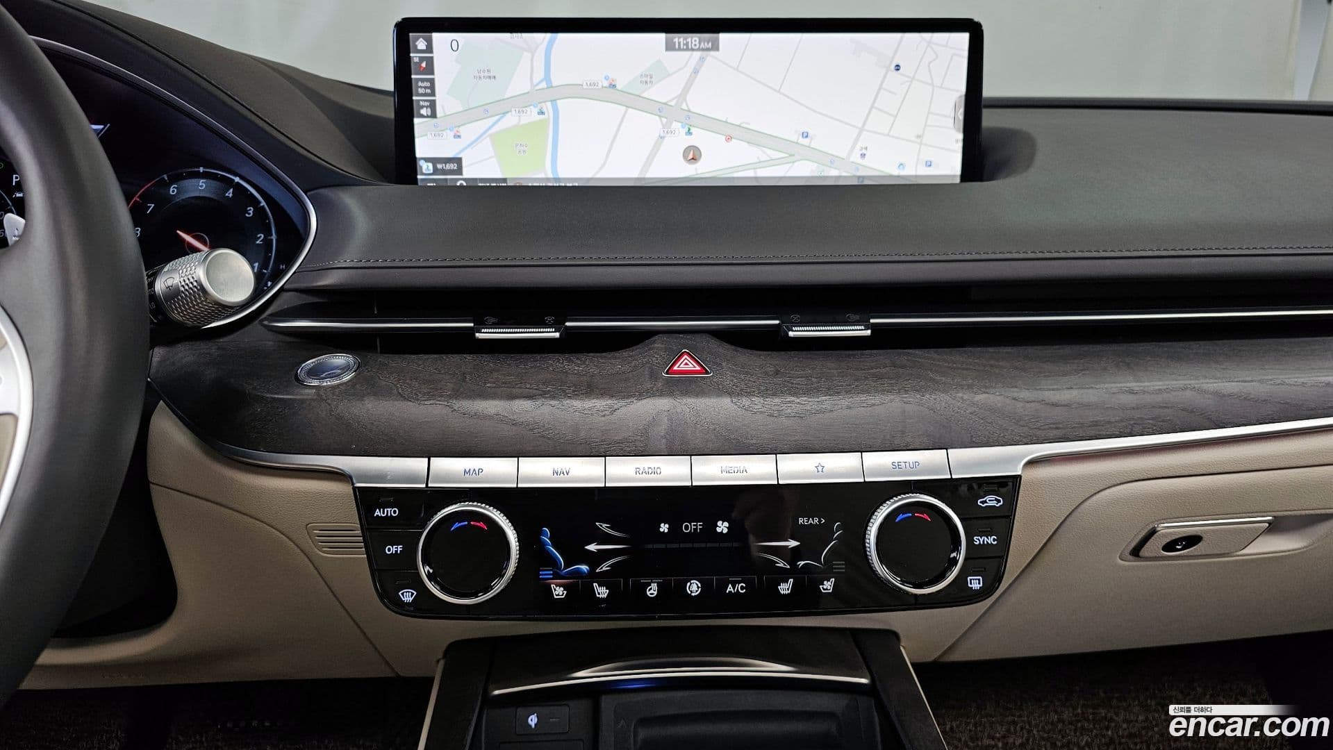 Main__Slider__Photo:G80 Genesis 2020.2-13