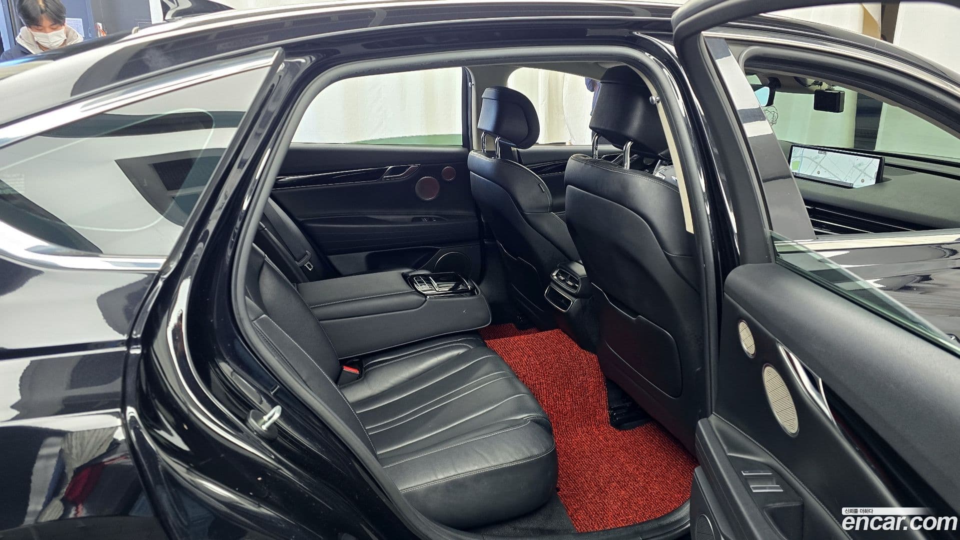 Main__Slider__Photo:G80 Genesis 2020.10-11