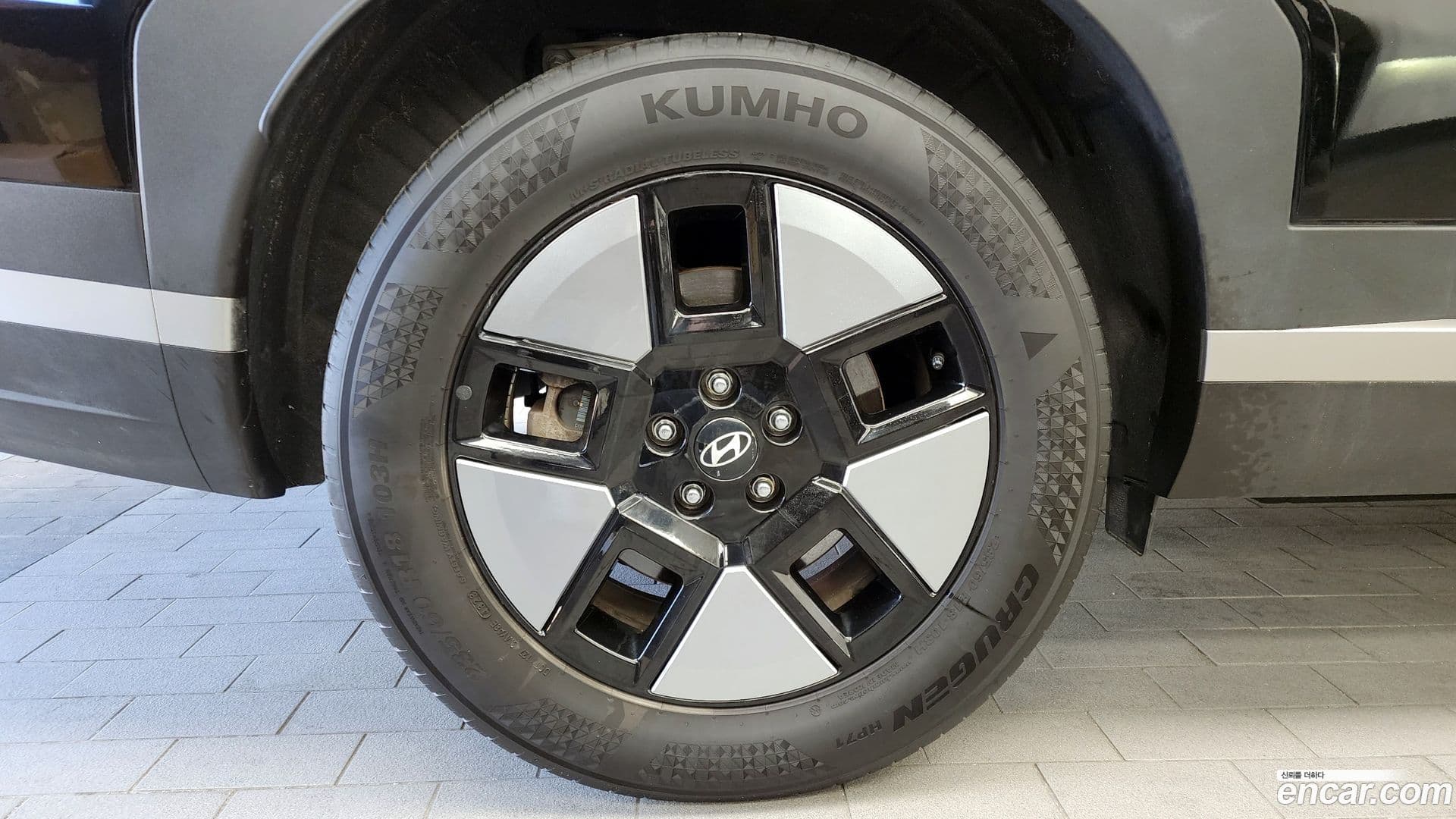 Main__Slider__Photo:Santafe Hyundai 2023.9-4