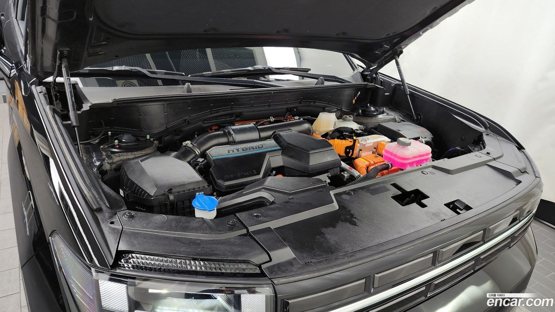 Main__Slider__Photo:Santafe Hyundai 2023.9-5