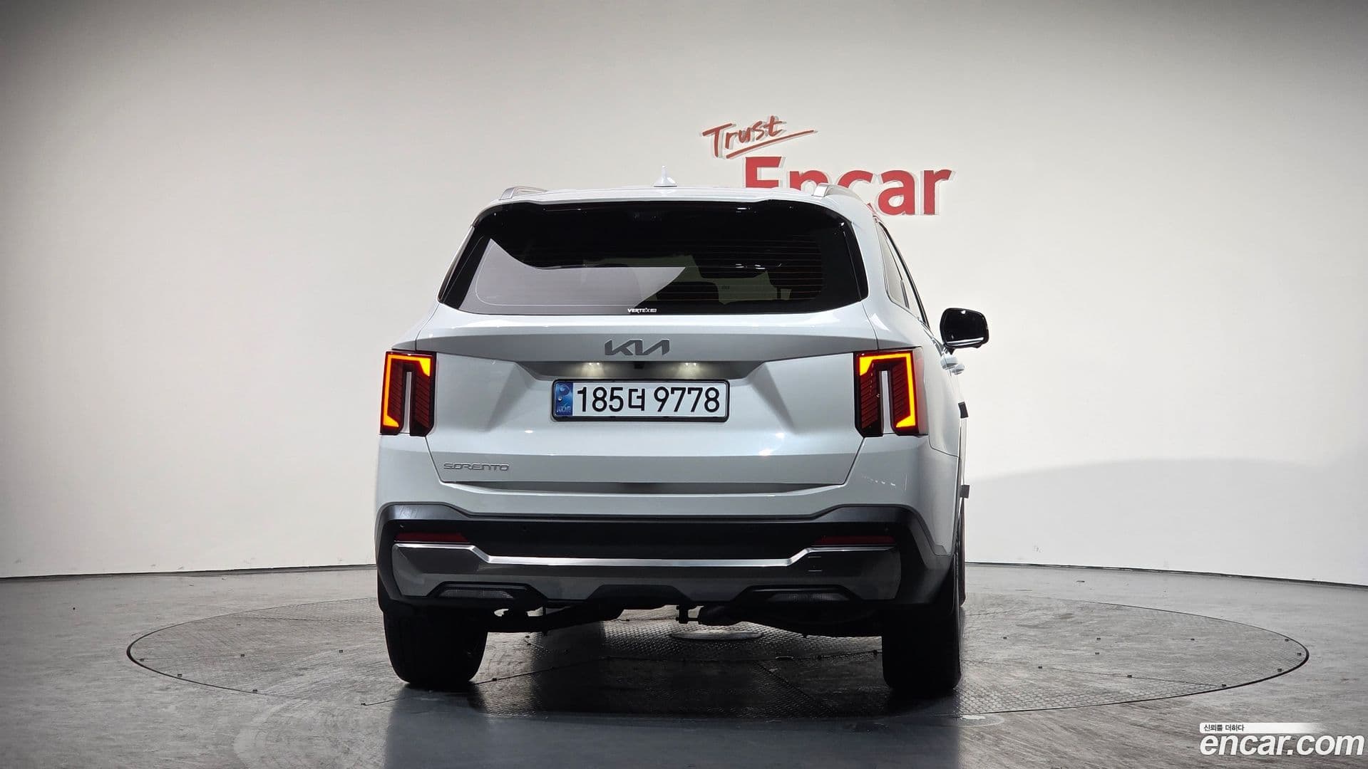 Main__Slider__Photo:Sorento Kia 2024.10-3