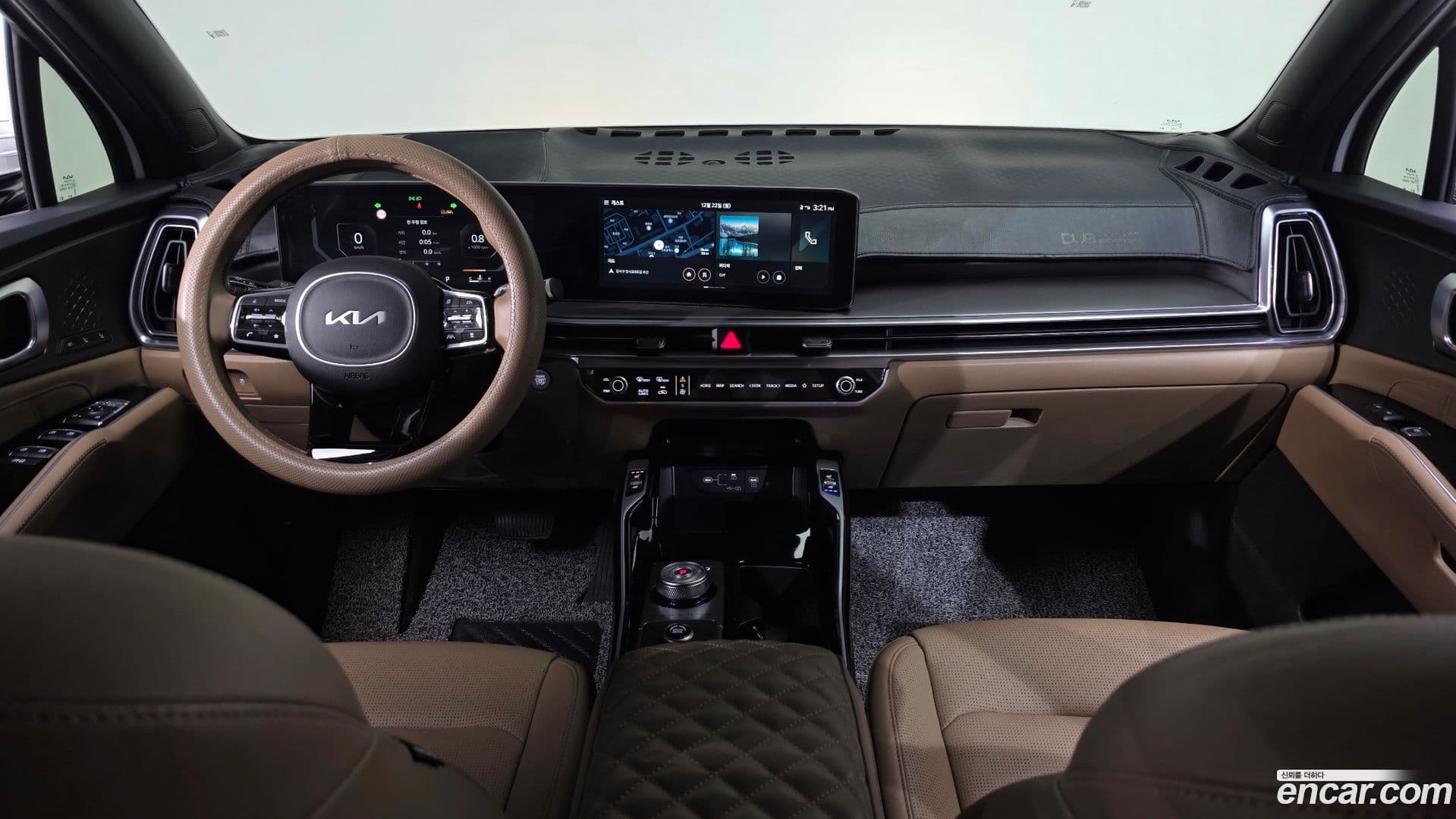 Main__Slider__Photo:Sorento Kia 2024.10-6