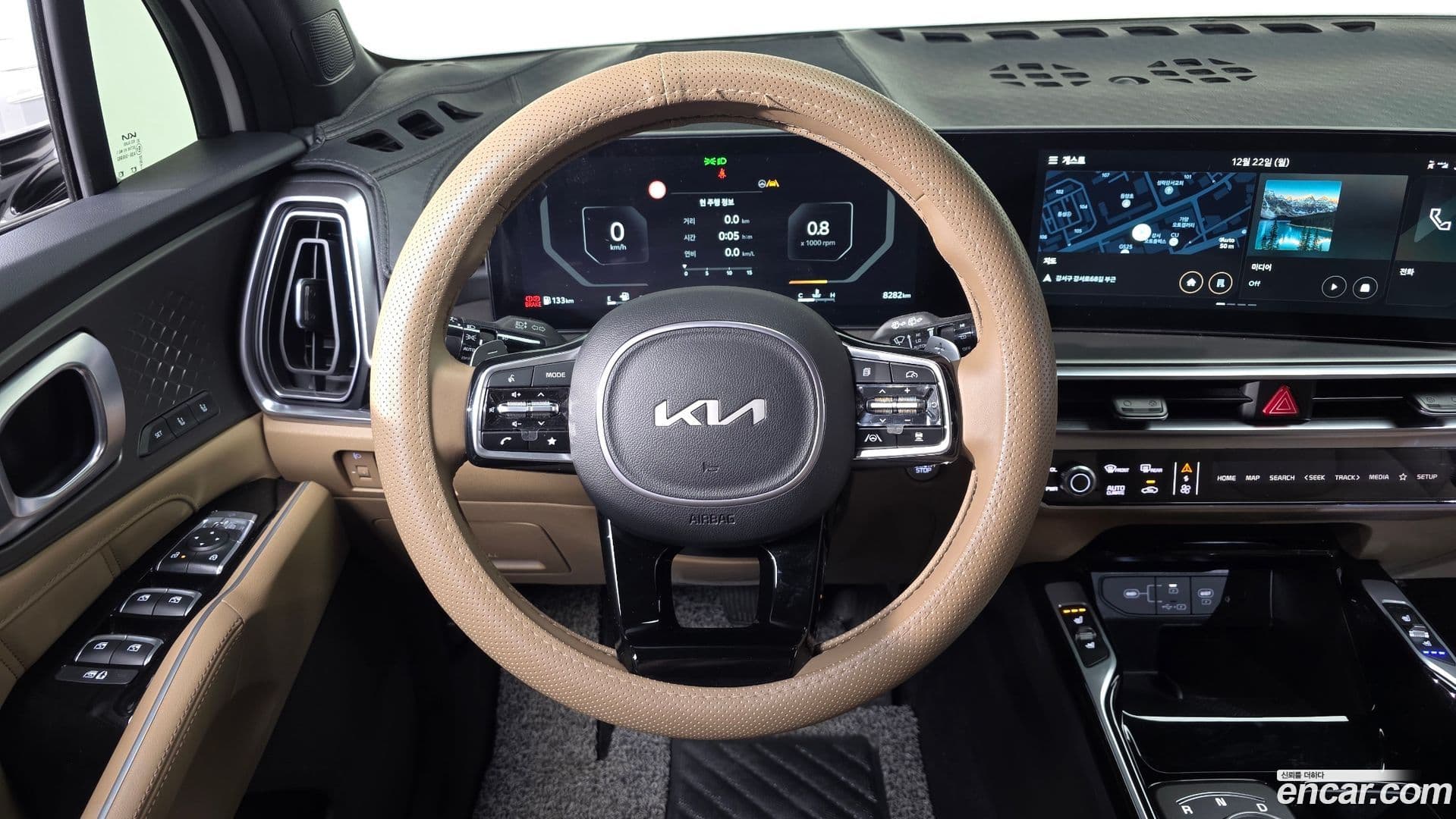 Main__Slider__Photo:Sorento Kia 2024.10-12