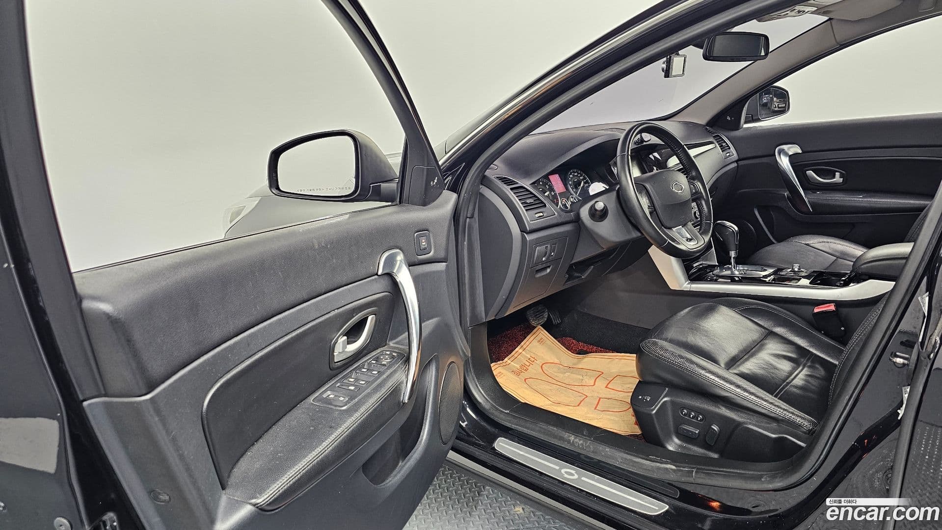 Main__Slider__Photo:SM5 Renault-KoreaSamsung 2013.0-9