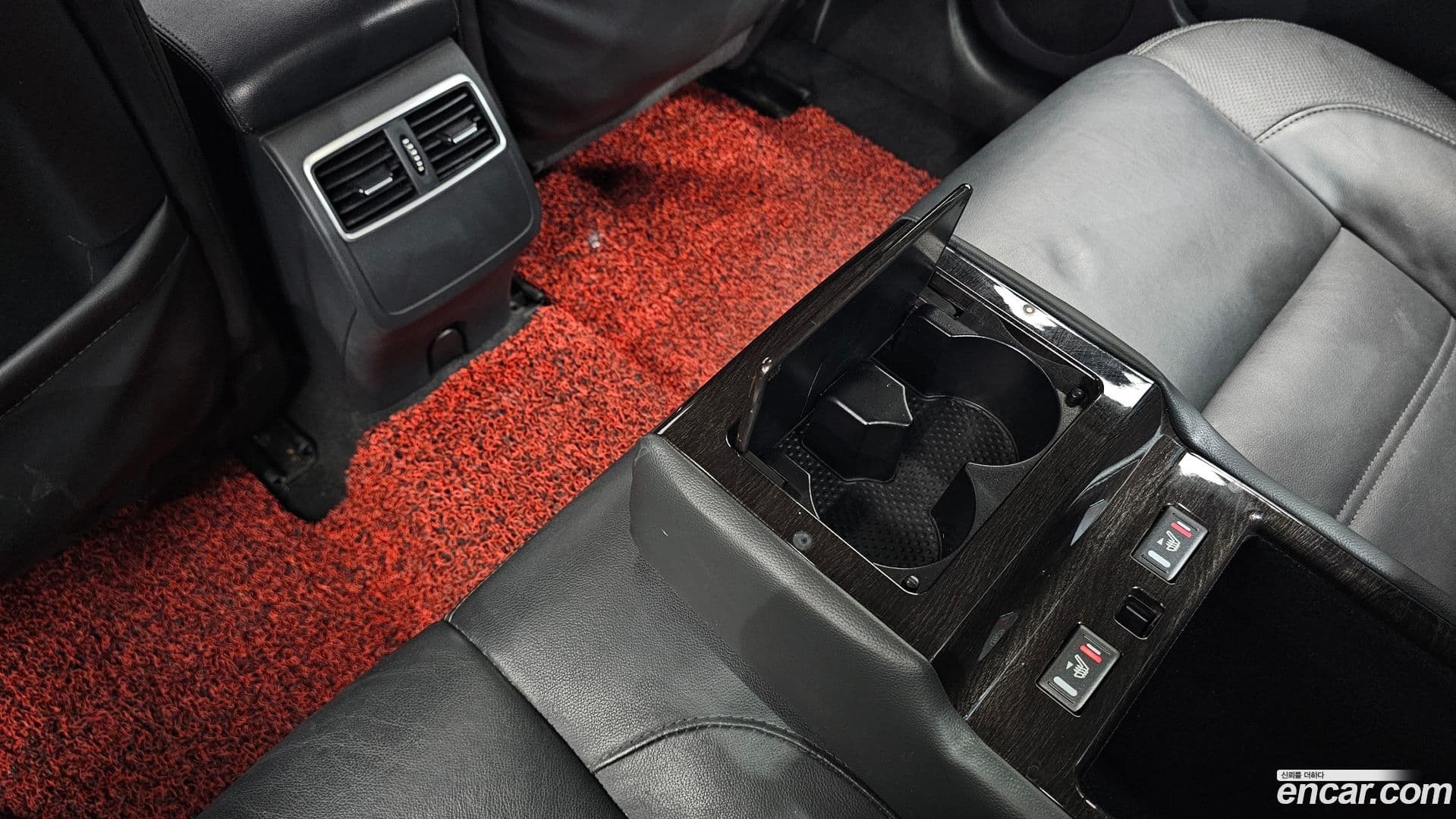 Main__Slider__Photo:SM5 Renault-KoreaSamsung 2013.0-19