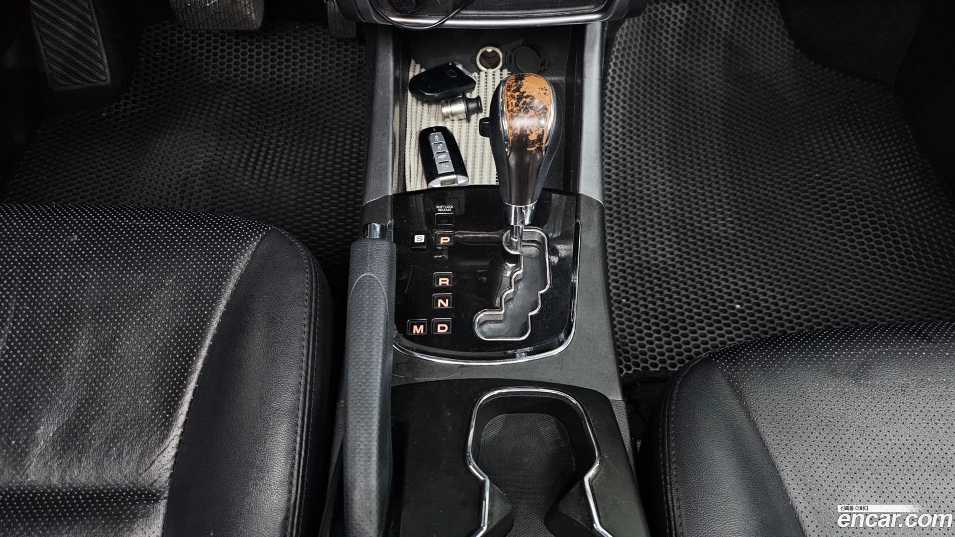 Main__Slider__Photo:KORANDO KG_Mobility_Ssangyong 2014.9-8