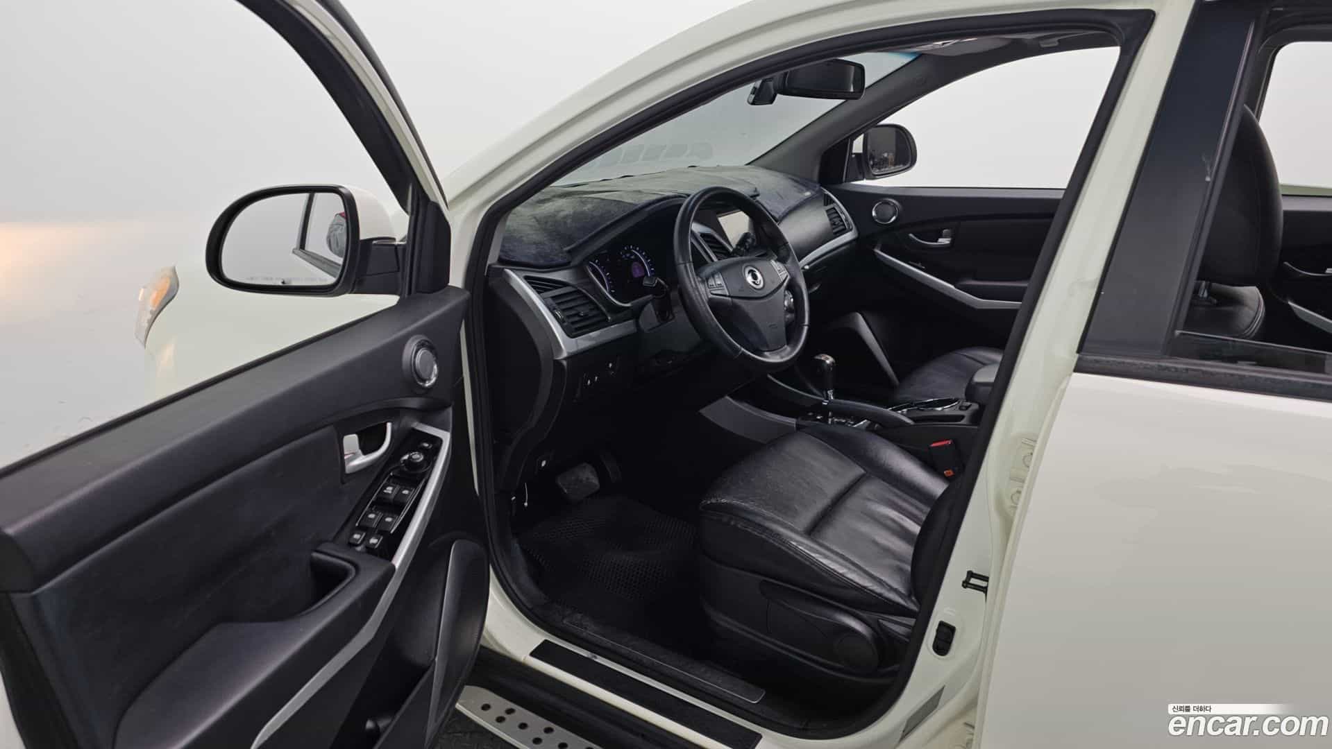 KORANDO KG_Mobility_Ssangyong 2014.9-INNER-010