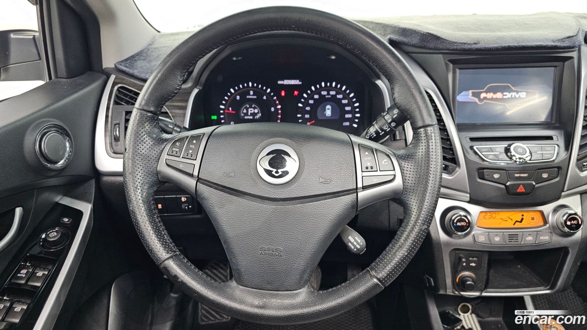 Main__Slider__Photo:KORANDO KG_Mobility_Ssangyong 2014.9-13