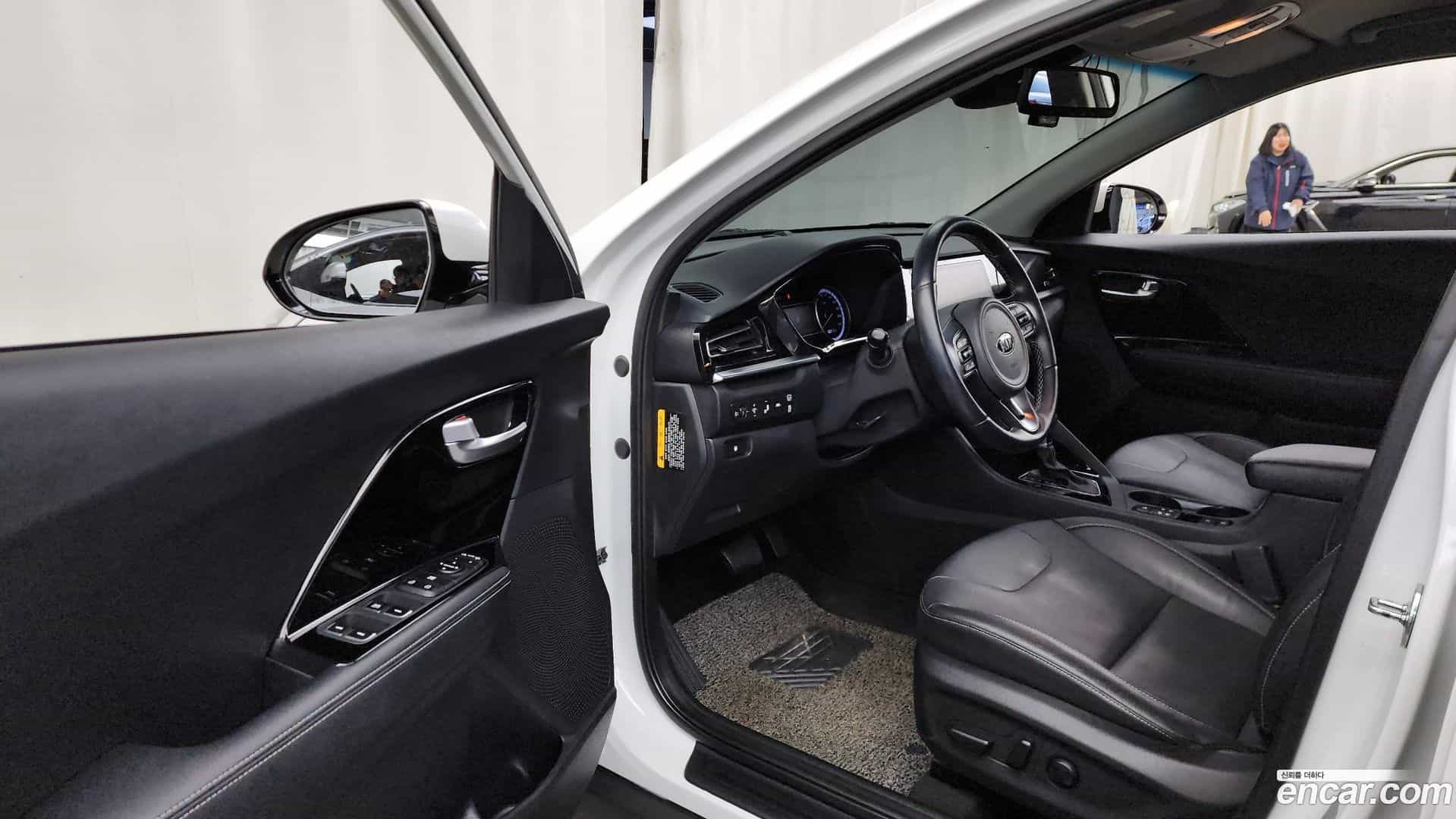 Niro Kia 2019.11-INNER-010