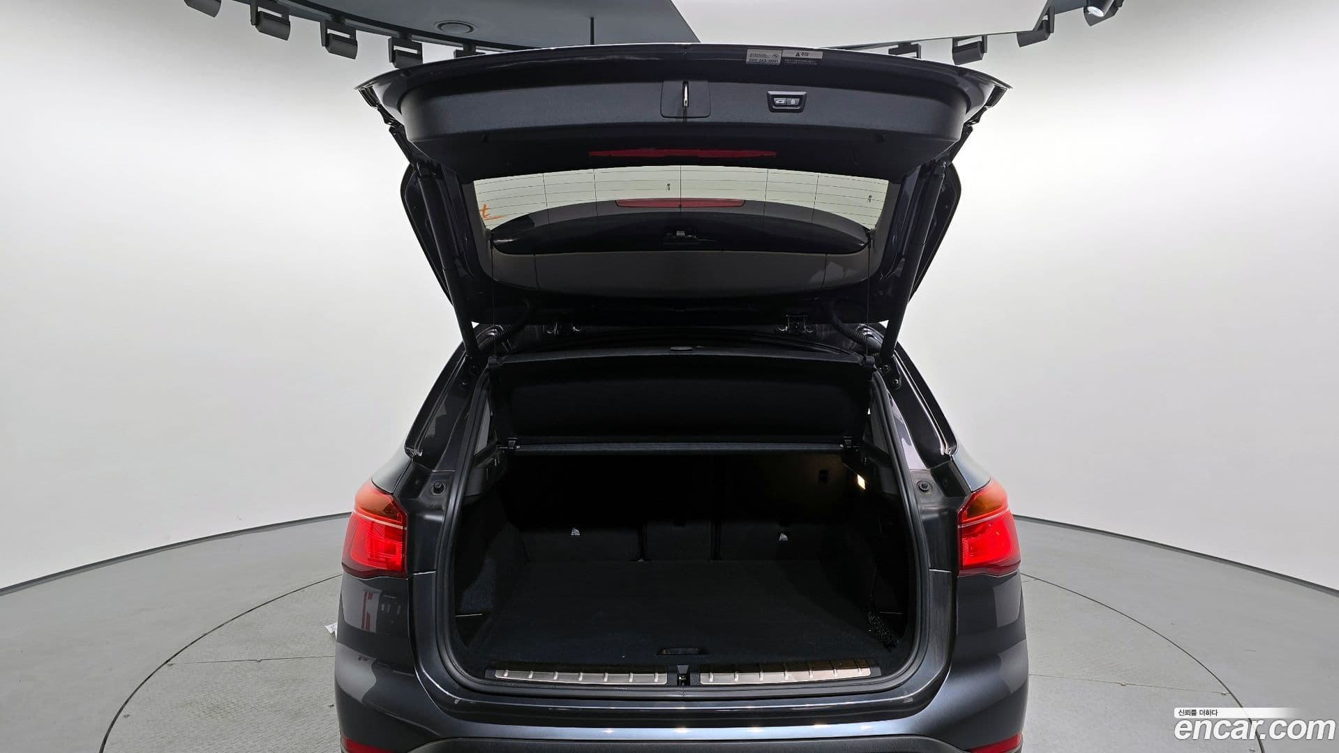 Main__Slider__Photo:X1 BMW 2022.7-19