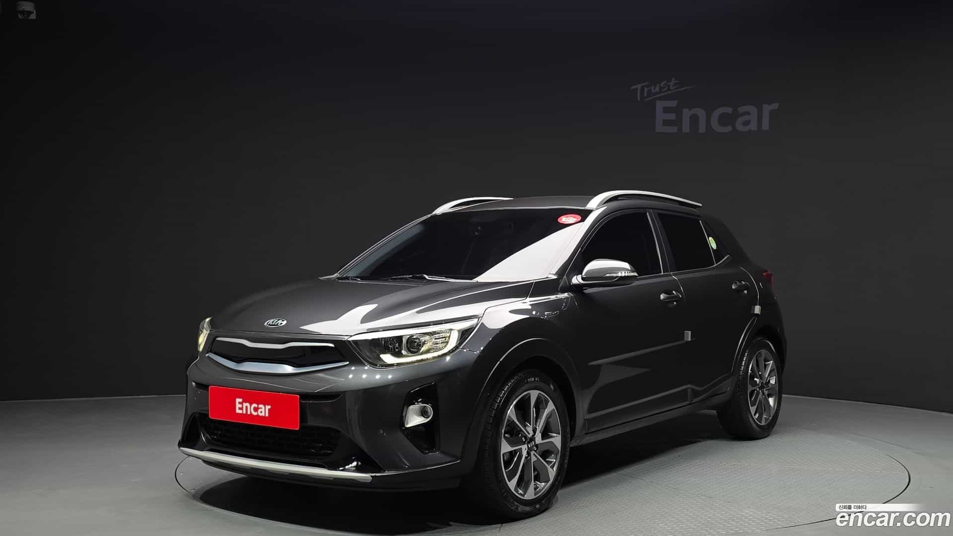 Stonic Kia 2018.10-OUTER-001