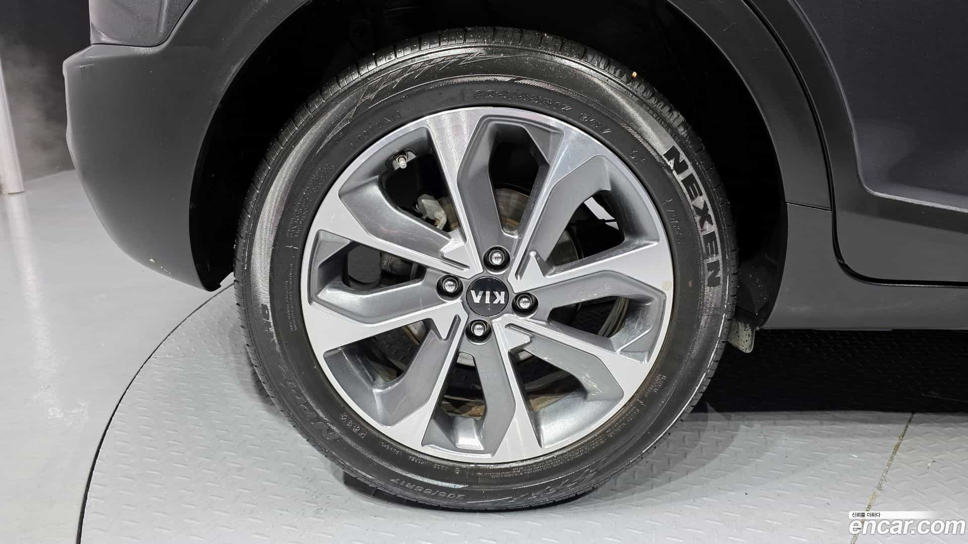 Stonic Kia 2018.10-OUTER-005