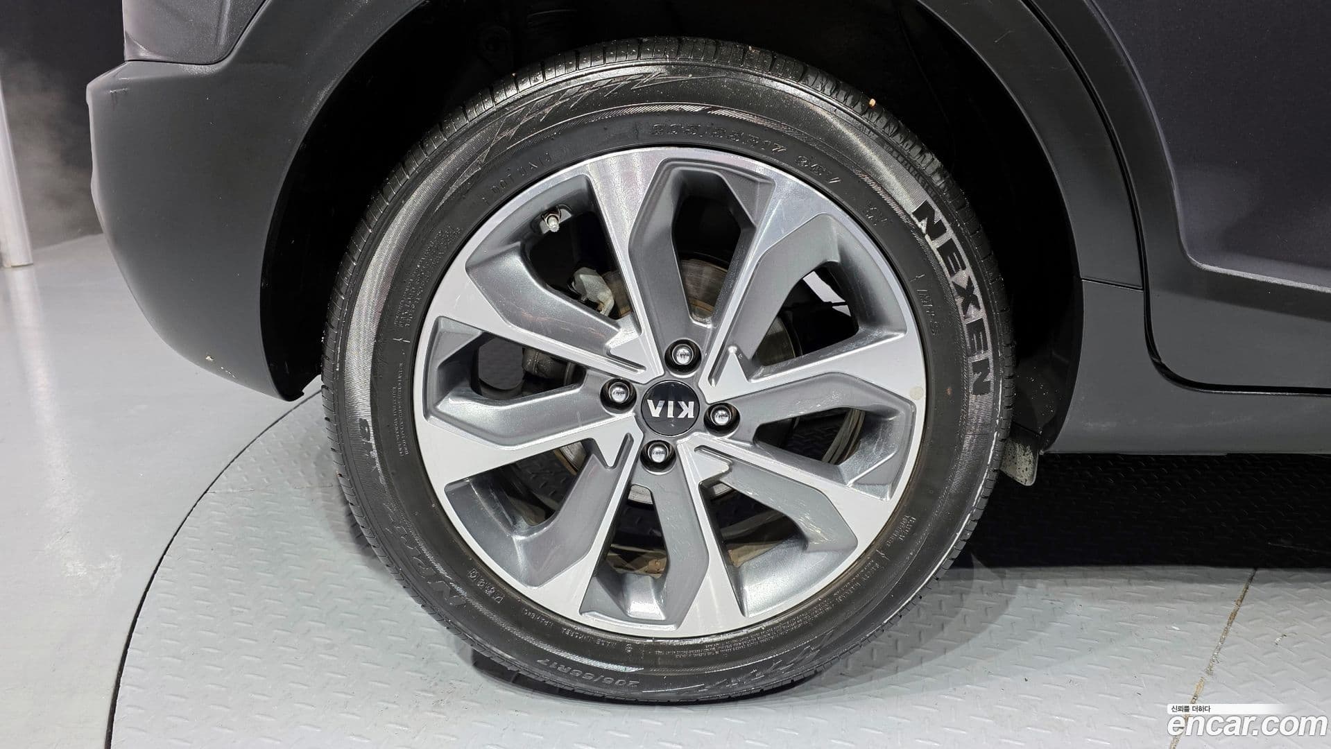 Main__Slider__Photo:Stonic Kia 2018.10-4