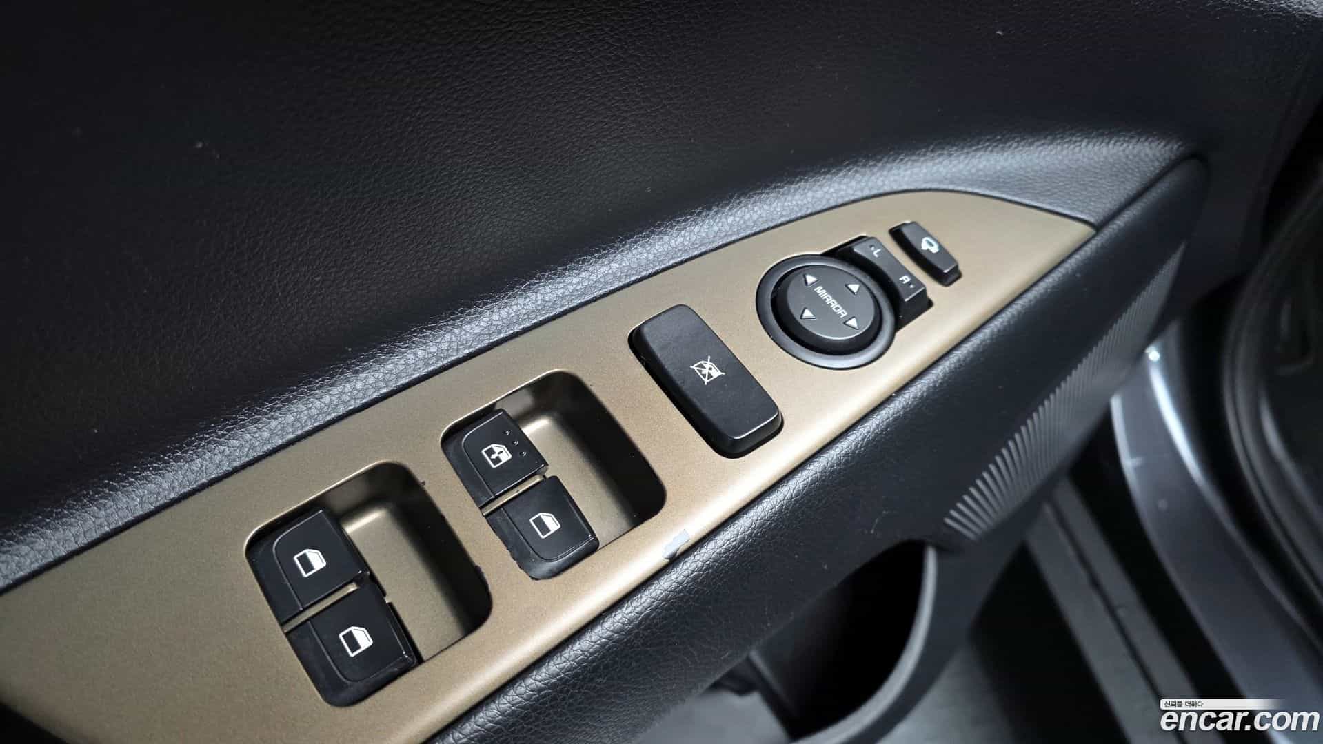 Stonic Kia 2018.10-OPTION-018