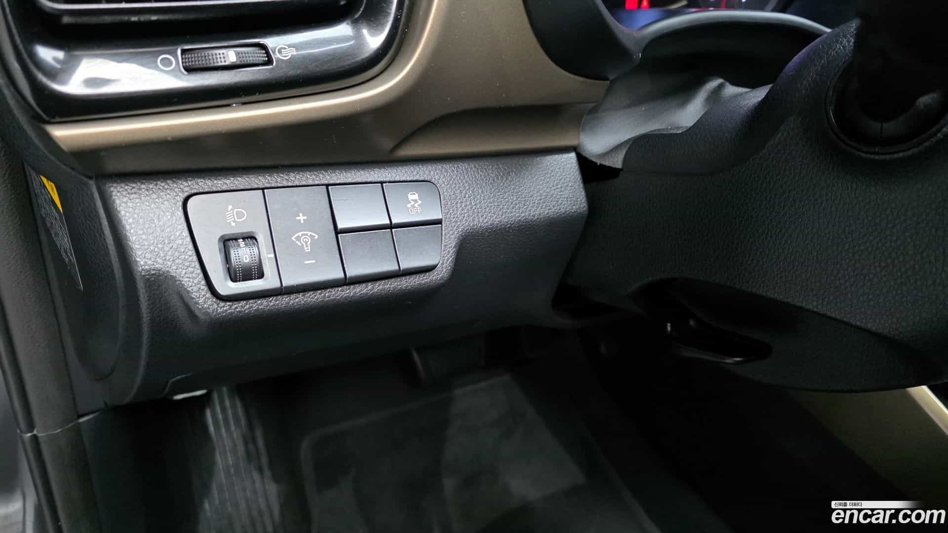 Stonic Kia 2018.10-OPTION-019