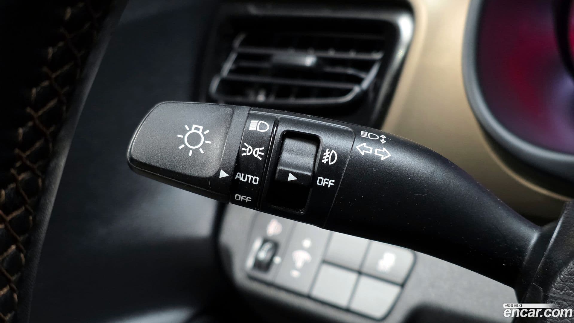 Main__Slider__Photo:Stonic Kia 2018.10-17