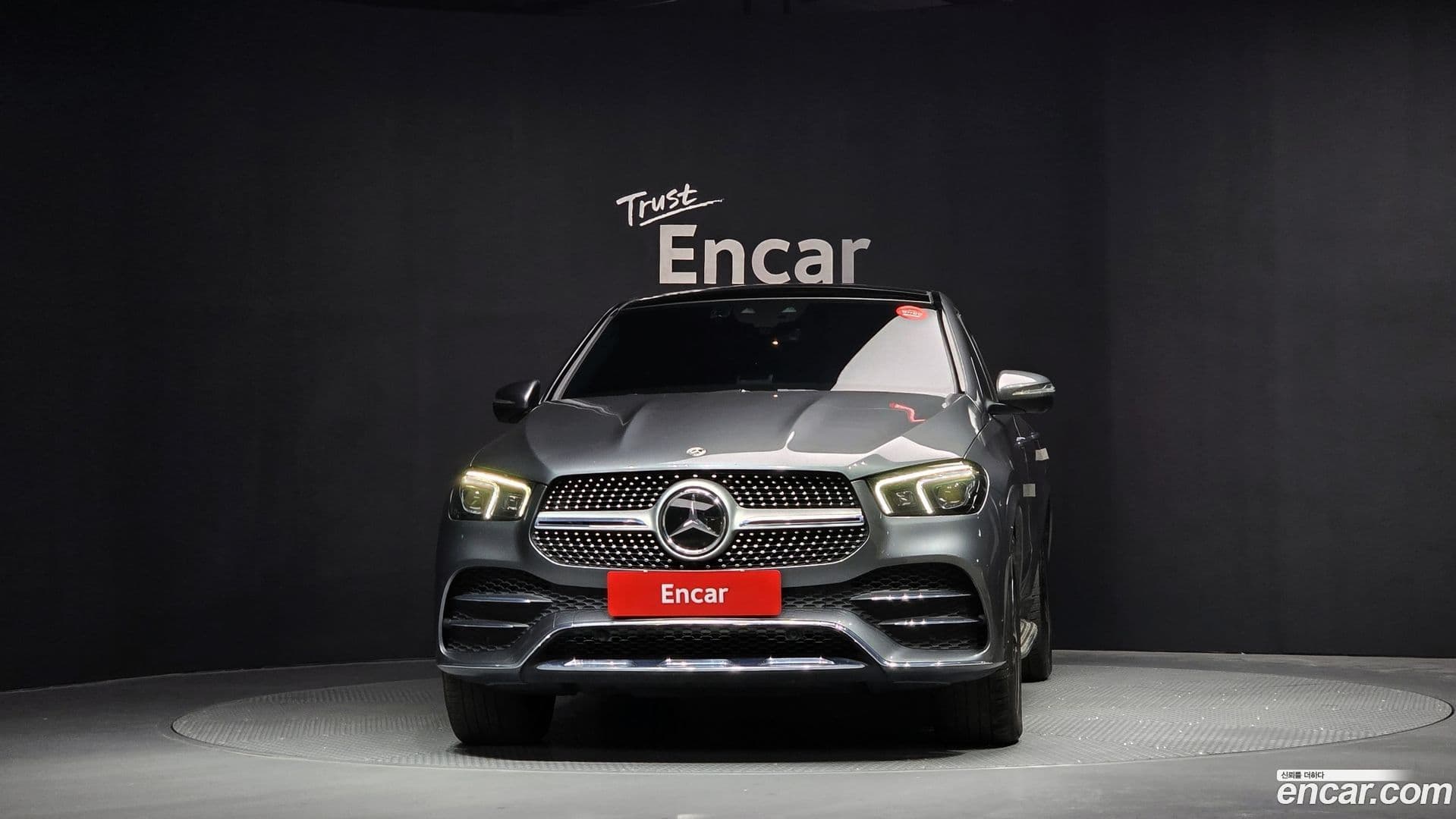 Main__Slider__Photo:GLE-Class Mercedes-Benz 2021.7-2